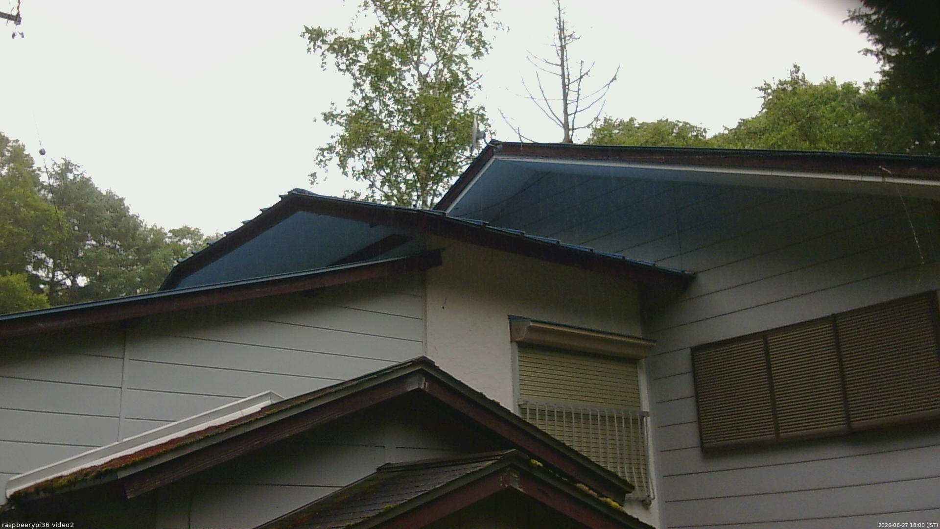 長野県菅平高原 ゆたか山荘 駐車場奥 2026/06/27 18:00