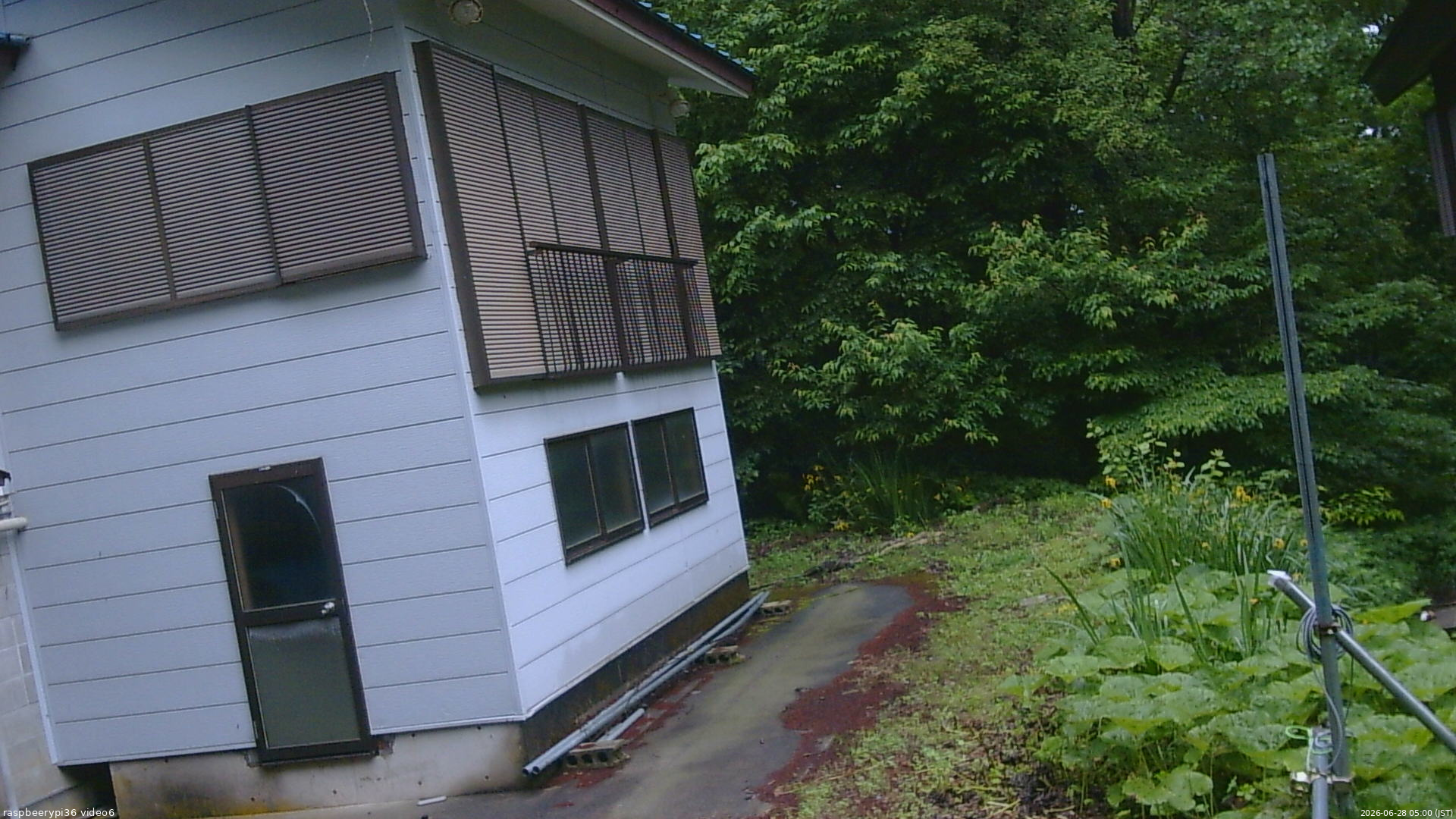 長野県菅平高原 ゆたか山荘 坂下 2026/06/28 05:00