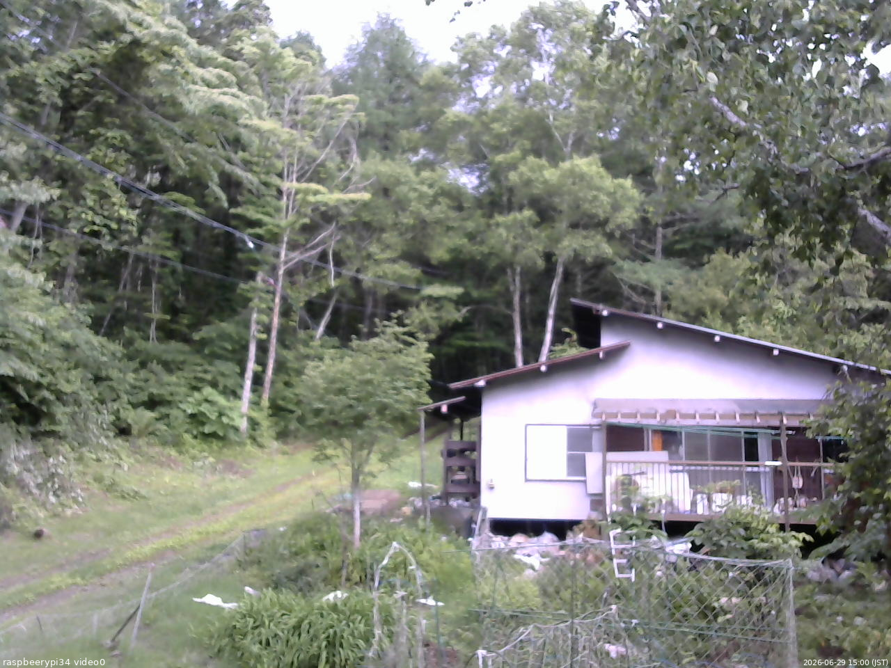 長野県菅平高原 ゆたか山荘 西側(坂上) 2026/06/29 15:00