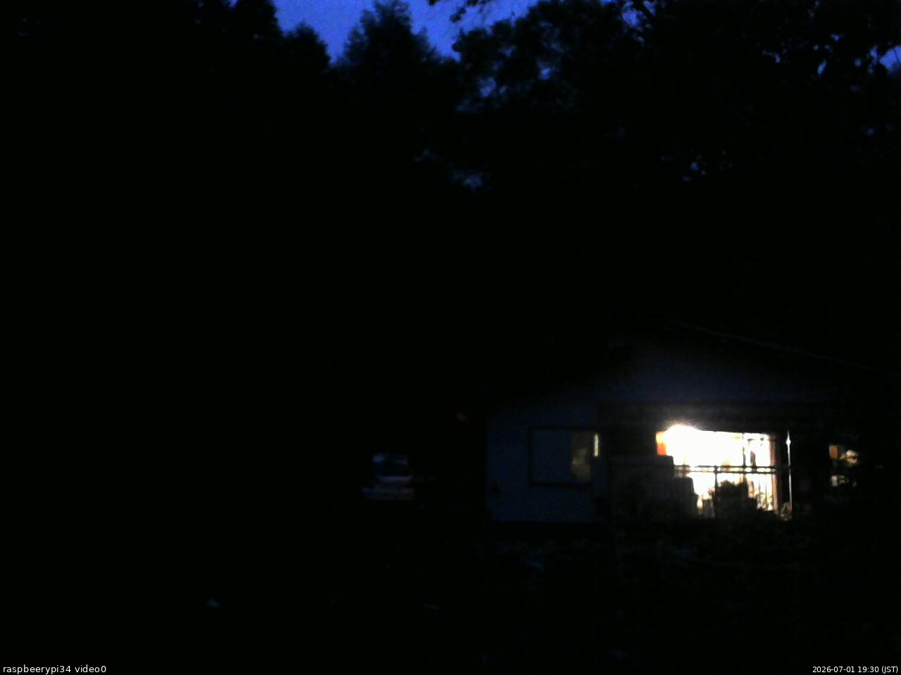 長野県菅平高原 ゆたか山荘 西側(坂上) 2026/07/01 19:30