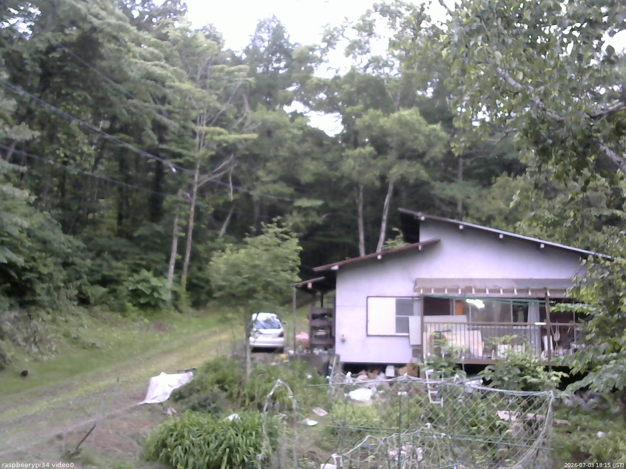 長野県菅平高原 ゆたか山荘 西側(坂上) 2026/07/03 18:15