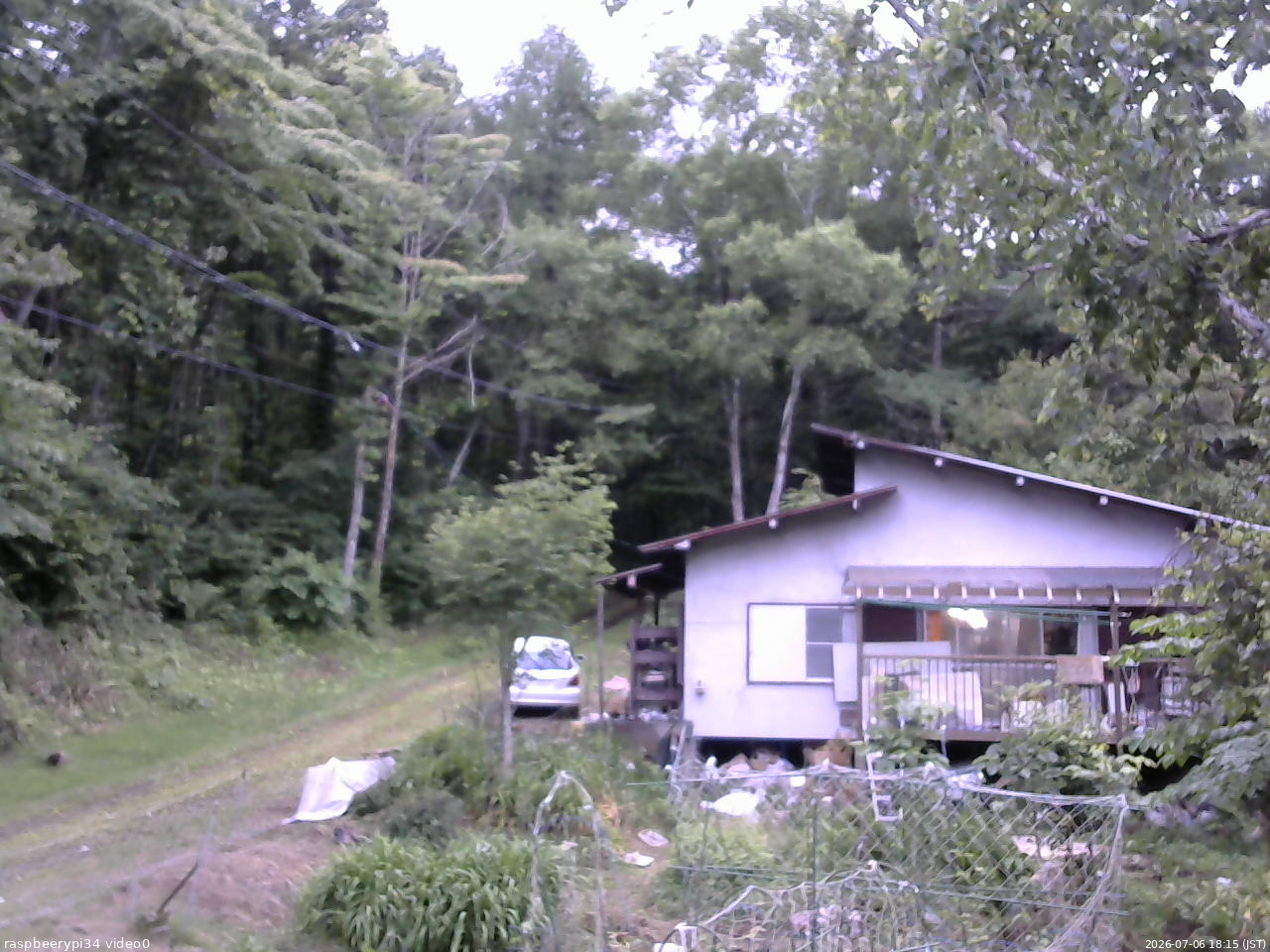 長野県菅平高原 ゆたか山荘 西側(坂上) 2026/07/06 18:15