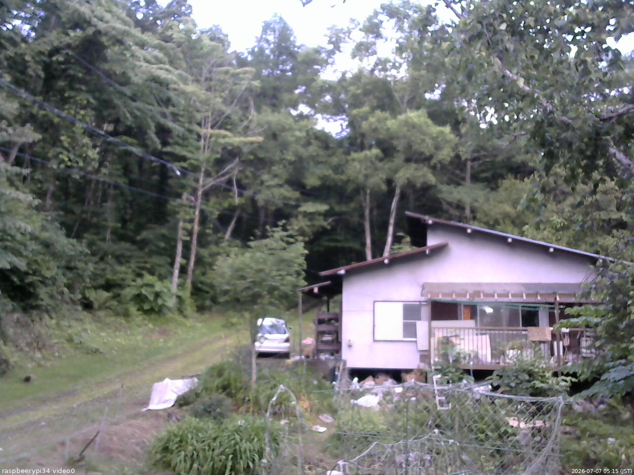 長野県菅平高原 ゆたか山荘 西側(坂上) 2026/07/07 05:15