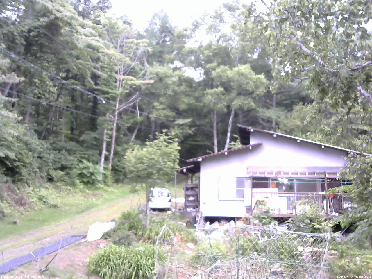 長野県菅平高原 ゆたか山荘 西側(坂上) 2026/07/12 16:00