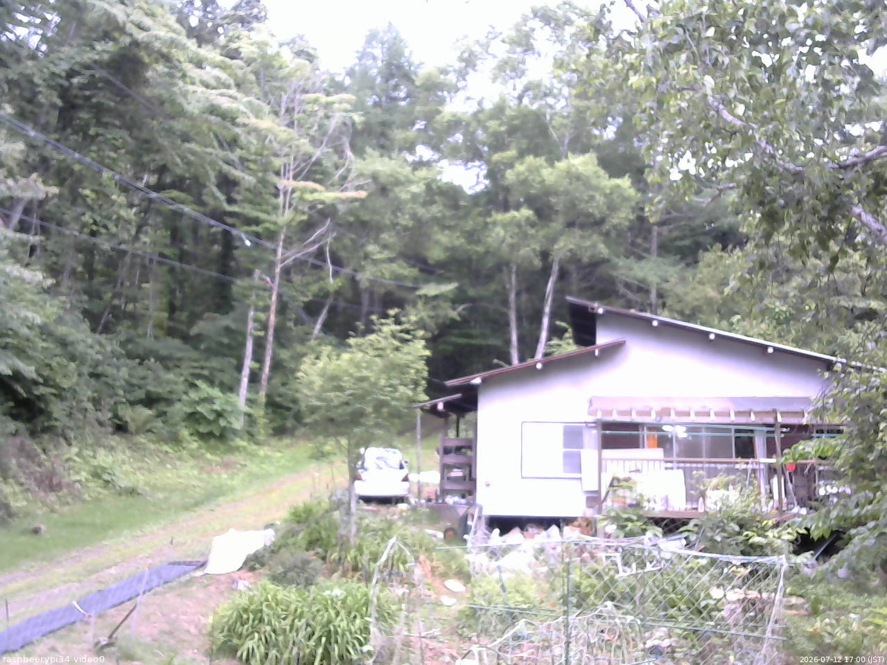 長野県菅平高原 ゆたか山荘 西側(坂上) 2026/07/12 17:00