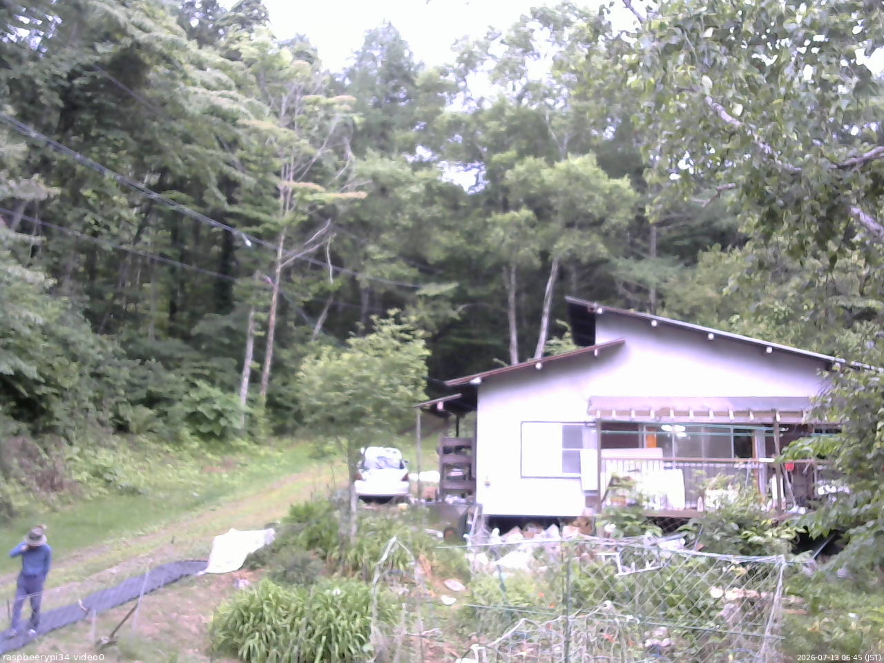 長野県菅平高原 ゆたか山荘 西側(坂上) 2026/07/13 06:45