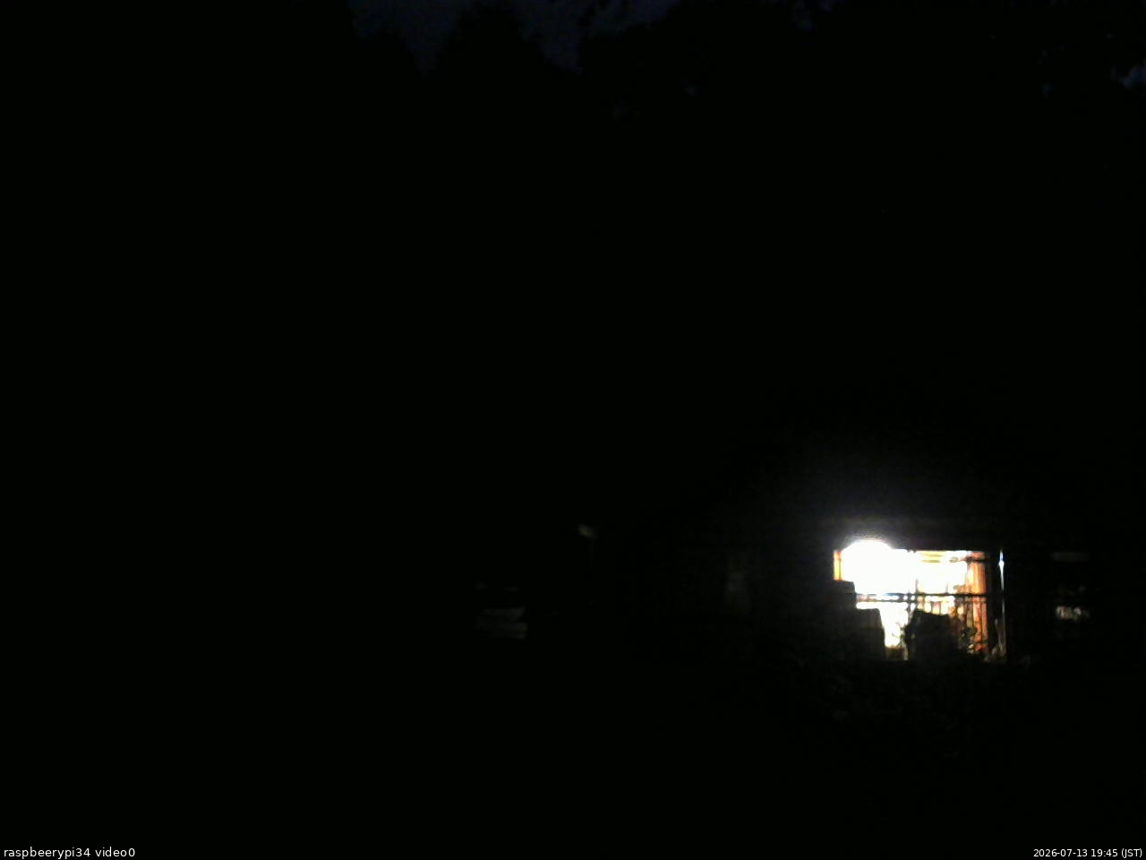 長野県菅平高原 ゆたか山荘 西側(坂上) 2026/07/13 19:45