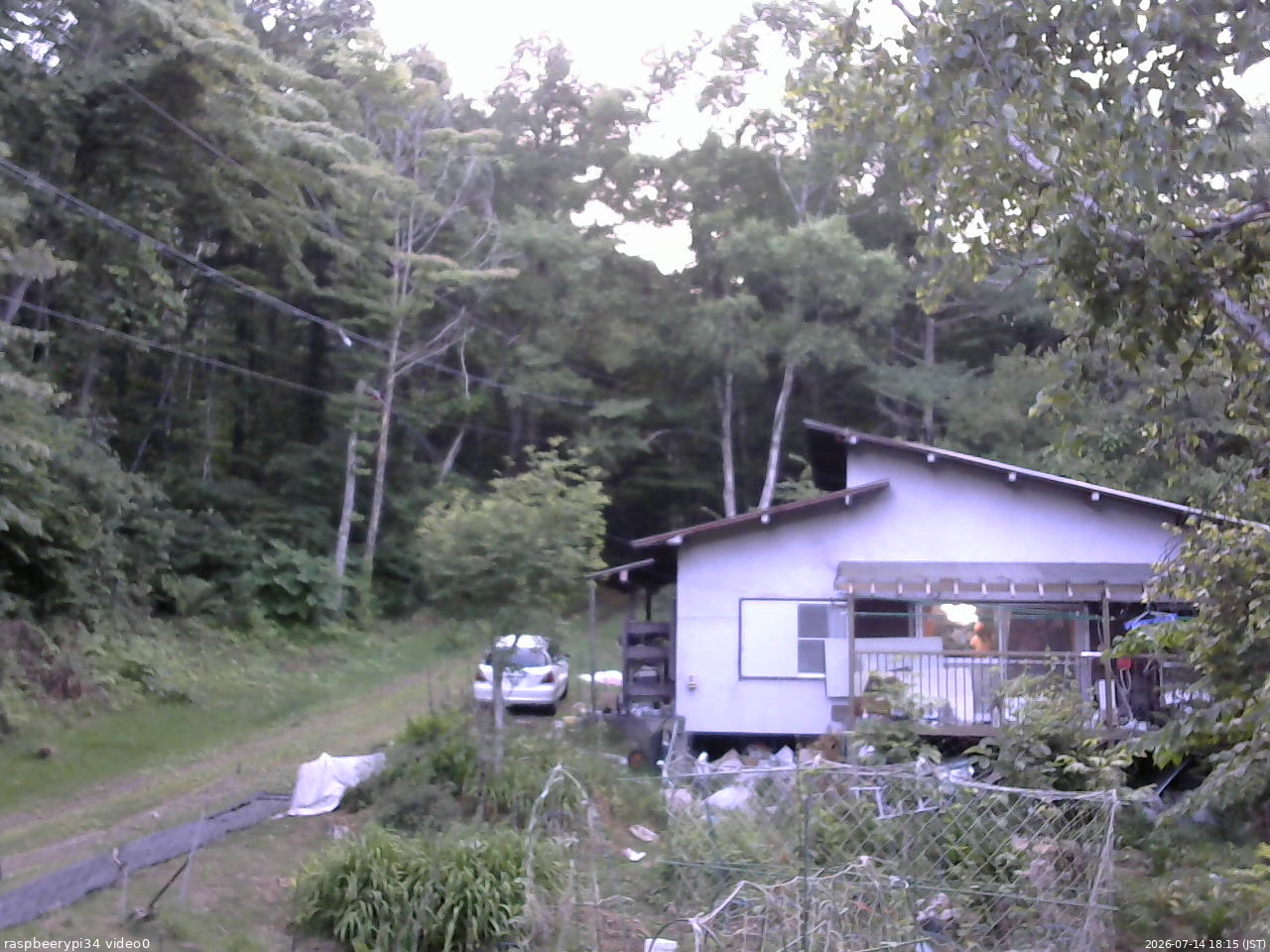 長野県菅平高原 ゆたか山荘 西側(坂上) 2026/07/14 18:15