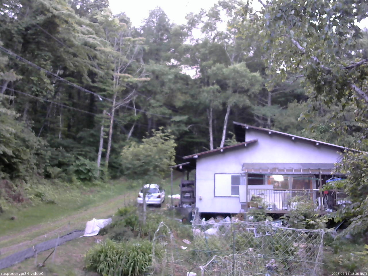 長野県菅平高原 ゆたか山荘 西側(坂上) 2026/07/14 18:30