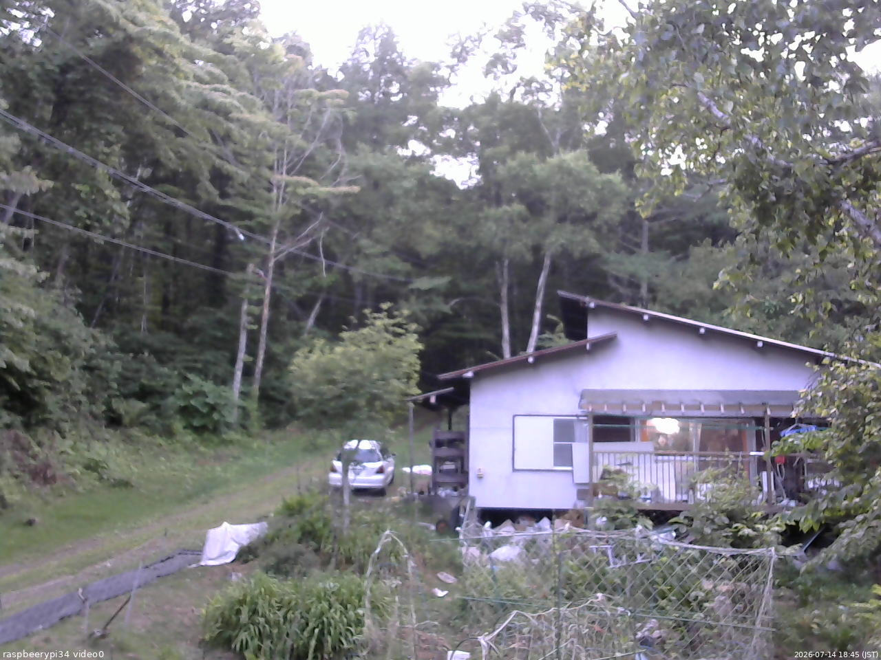 長野県菅平高原 ゆたか山荘 西側(坂上) 2026/07/14 18:45