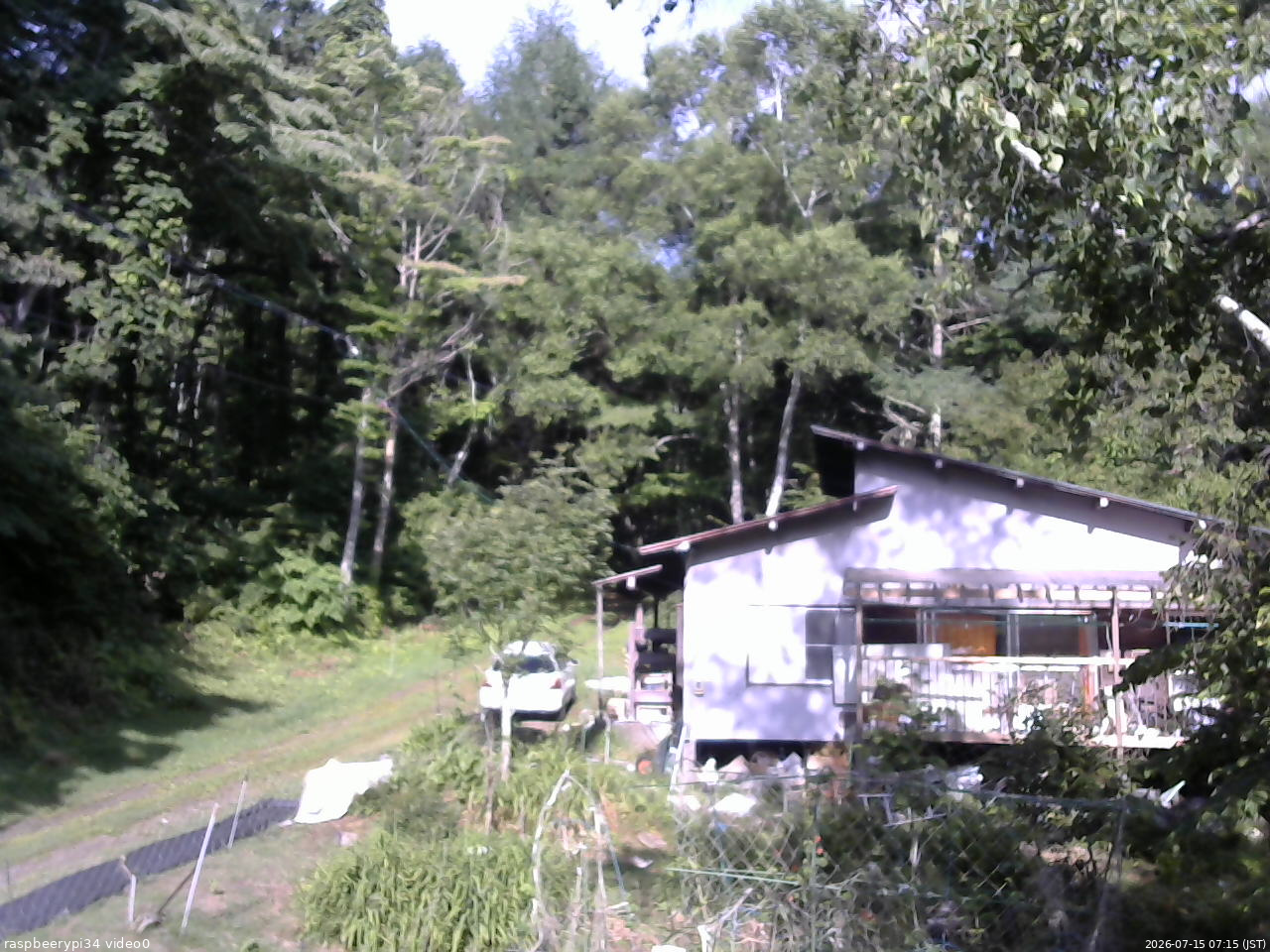 長野県菅平高原 ゆたか山荘 西側(坂上) 2026/07/15 07:15