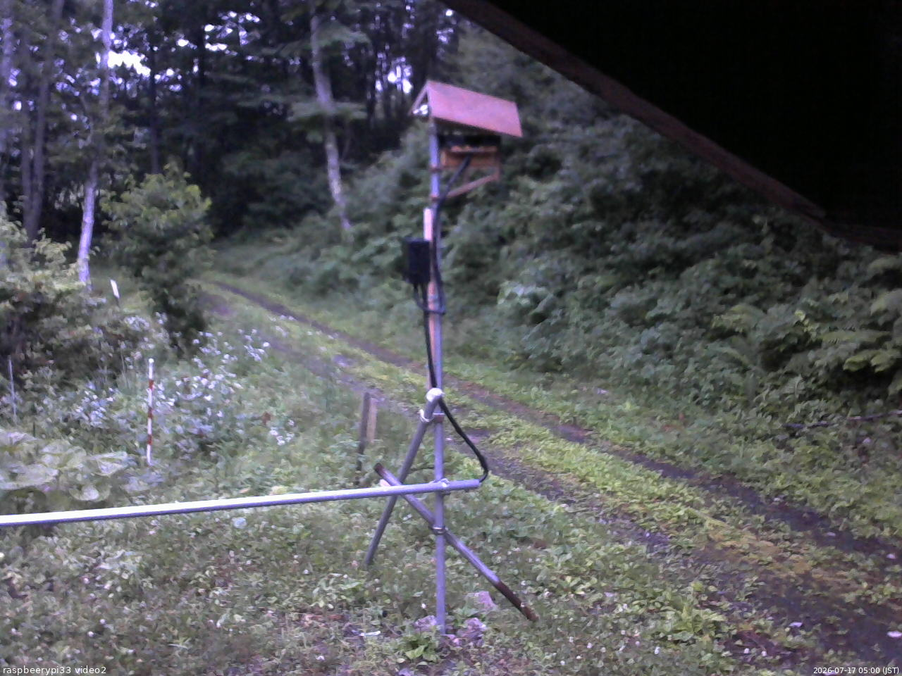 長野県菅平高原 ゆたか山荘 南側 2026/07/17 05:00
