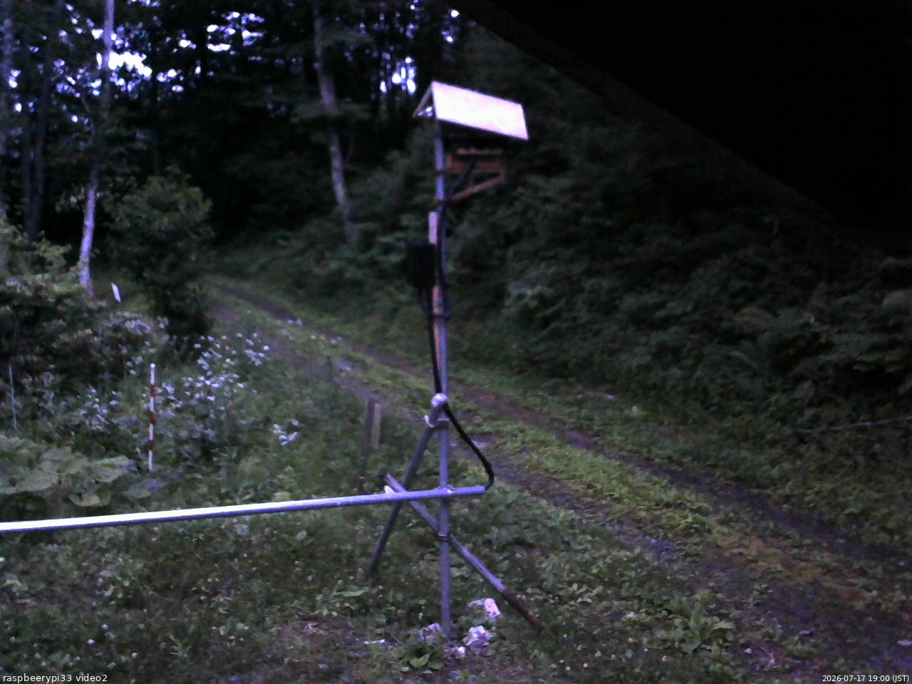 長野県菅平高原 ゆたか山荘 南側 2026/07/17 19:00
