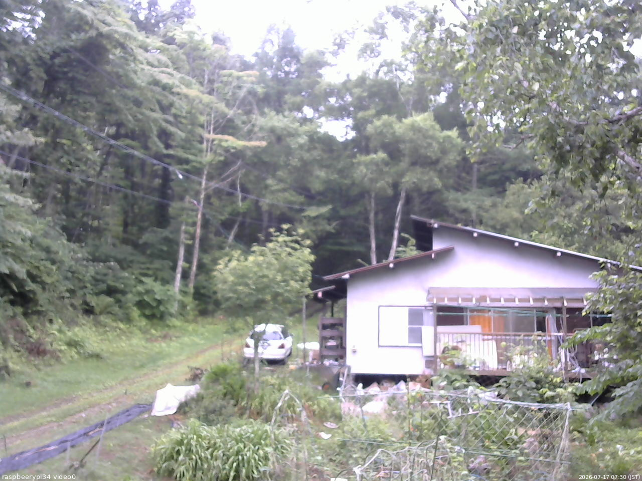 長野県菅平高原 ゆたか山荘 西側(坂上) 2026/07/17 07:30