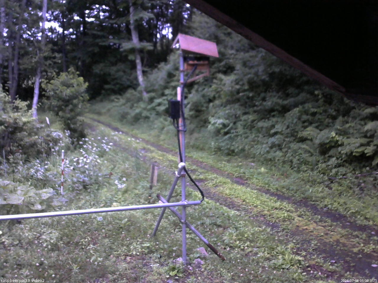 長野県菅平高原 ゆたか山荘 南側 2026/07/18 05:00