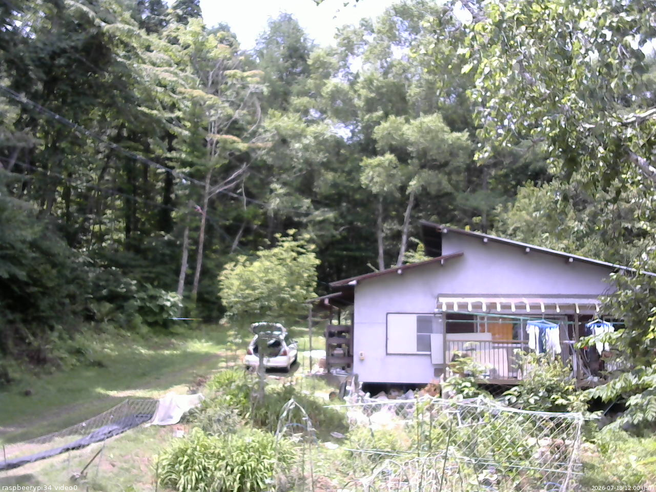 長野県菅平高原 ゆたか山荘 西側(坂上) 2026/07/18 12:00