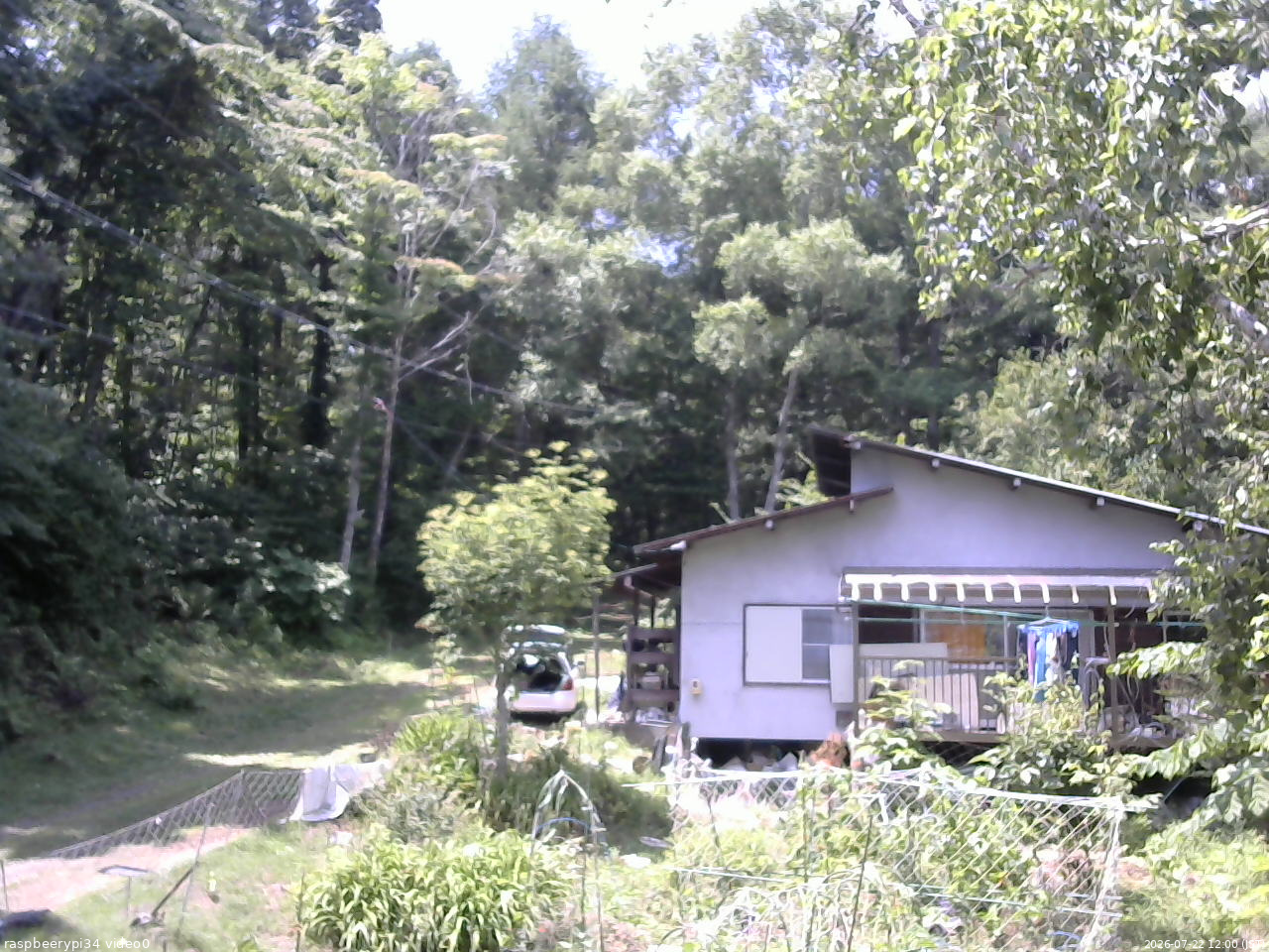 長野県菅平高原 ゆたか山荘 西側(坂上) 2026/07/22 12:00