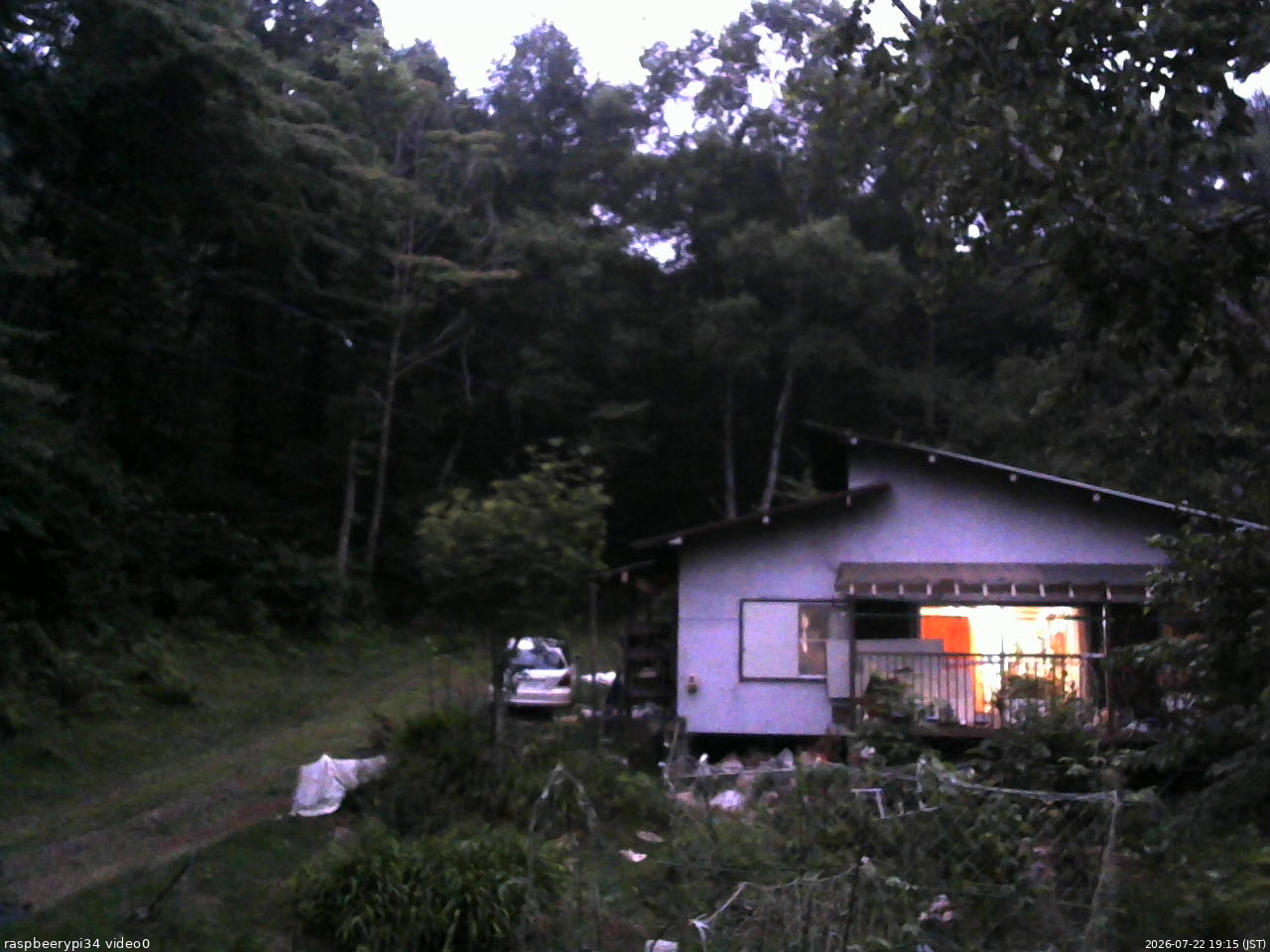 長野県菅平高原 ゆたか山荘 西側(坂上) 2026/07/22 19:15