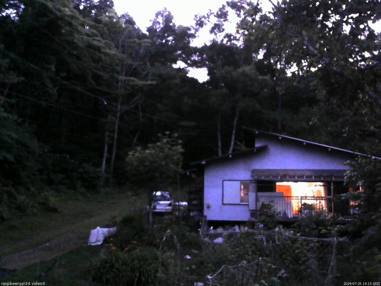 長野県菅平高原 ゆたか山荘 西側(坂上) 2026/07/25 19:15