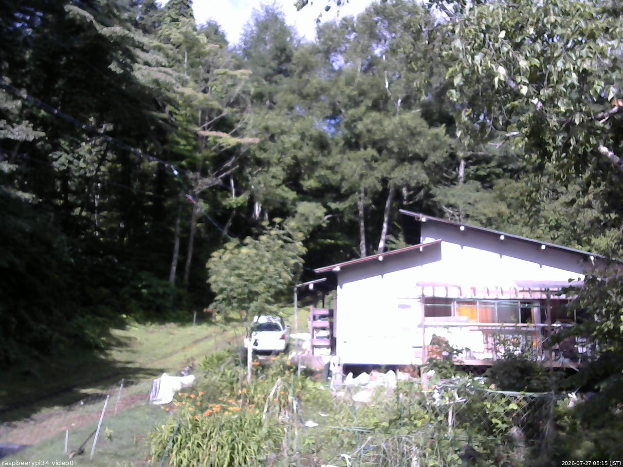 長野県菅平高原 ゆたか山荘 西側(坂上) 2026/07/27 08:15