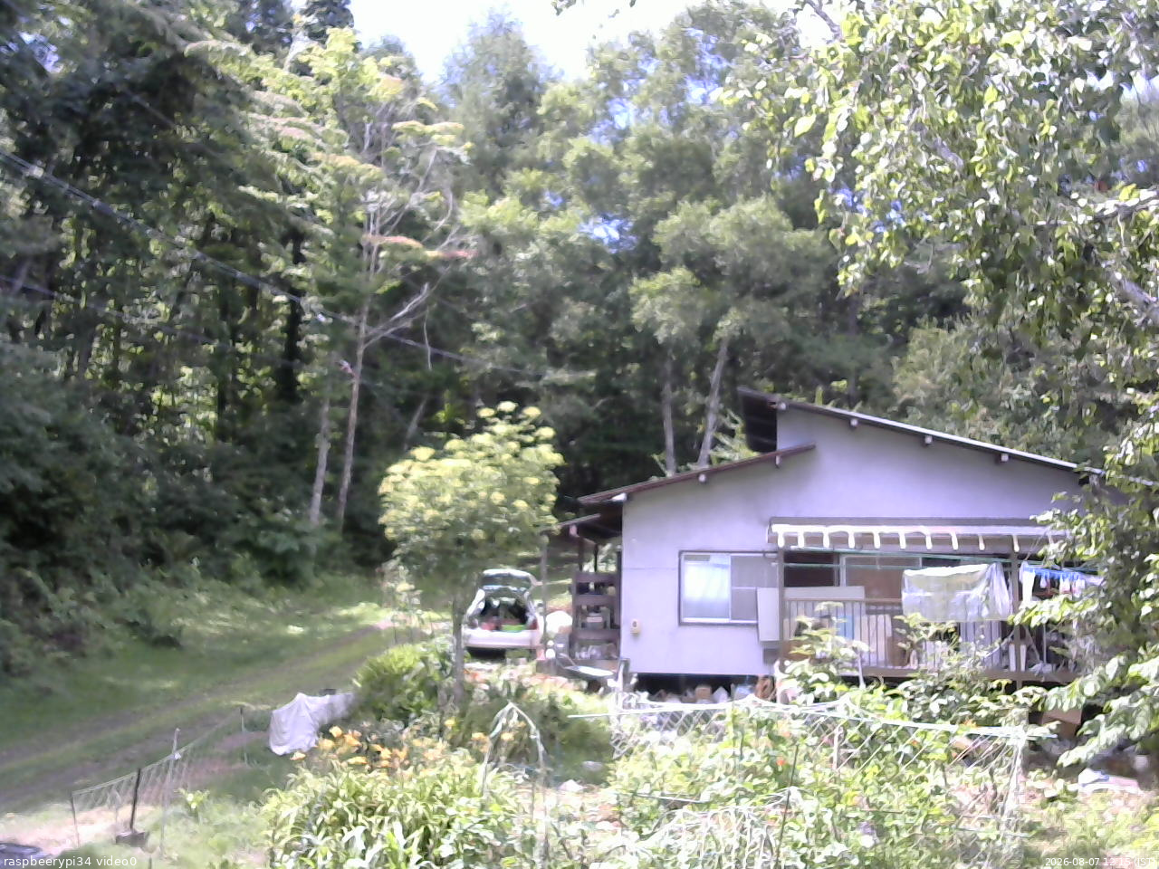 長野県菅平高原 ゆたか山荘 西側(坂上) 2026/08/07 12:15