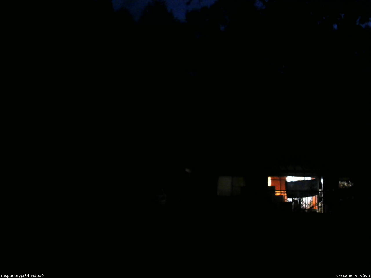 長野県菅平高原 ゆたか山荘 西側(坂上) 2026/08/16 19:15