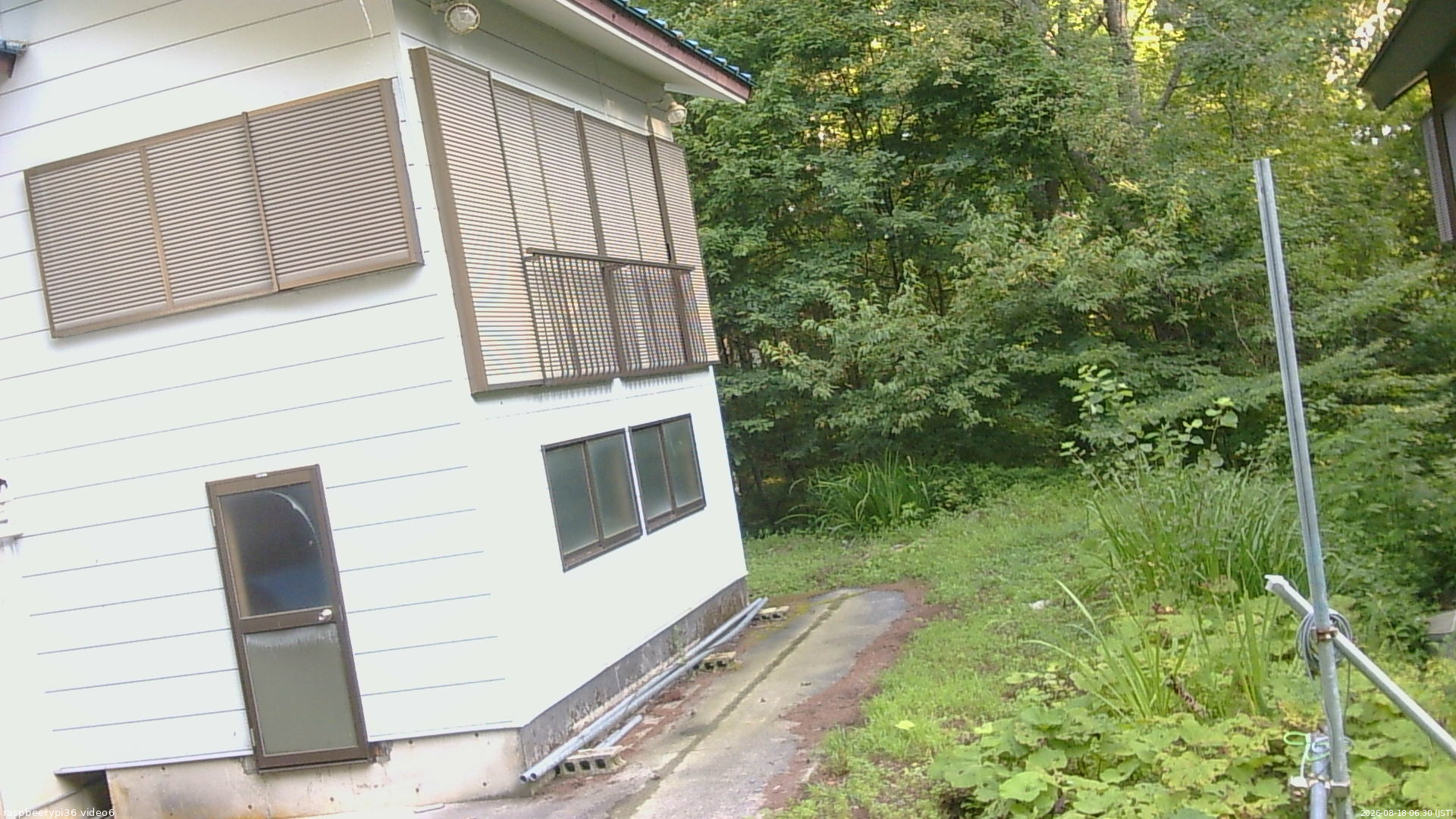 長野県菅平高原 ゆたか山荘 坂下 2026/08/18 06:30