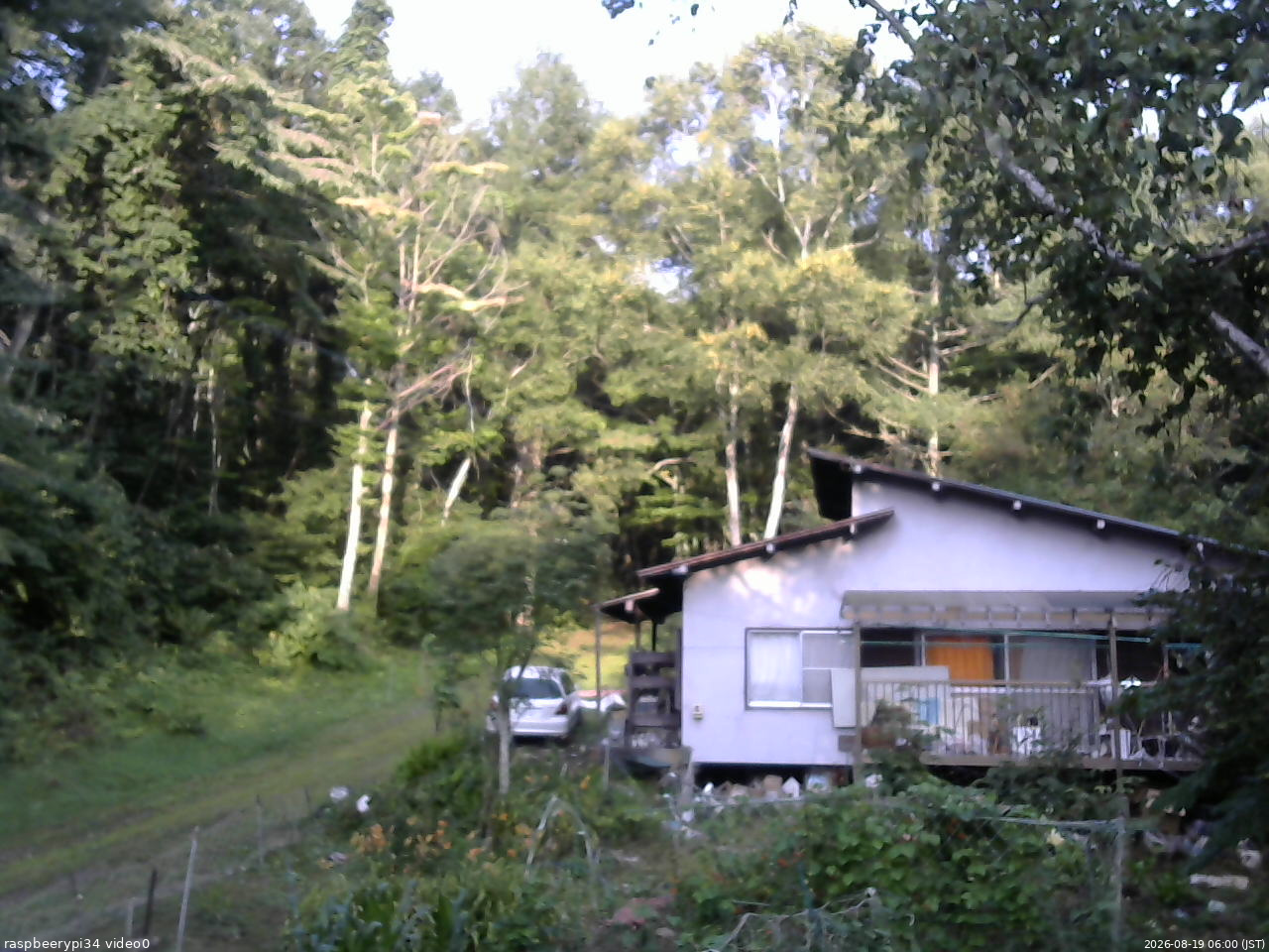 長野県菅平高原 ゆたか山荘 西側(坂上) 2026/08/19 06:00
