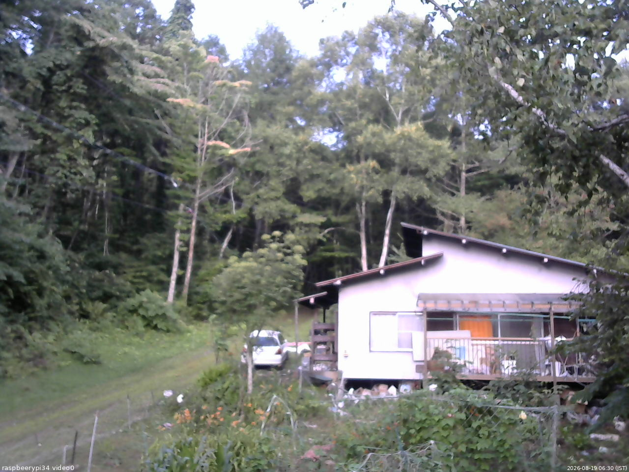 長野県菅平高原 ゆたか山荘 西側(坂上) 2026/08/19 06:30