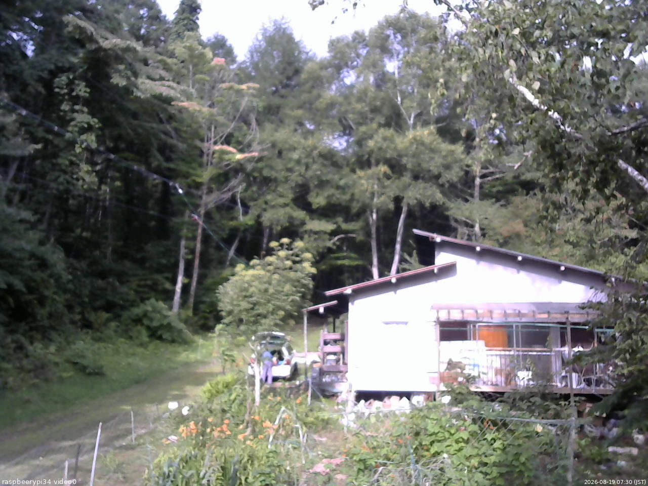長野県菅平高原 ゆたか山荘 西側(坂上) 2026/08/19 07:30
