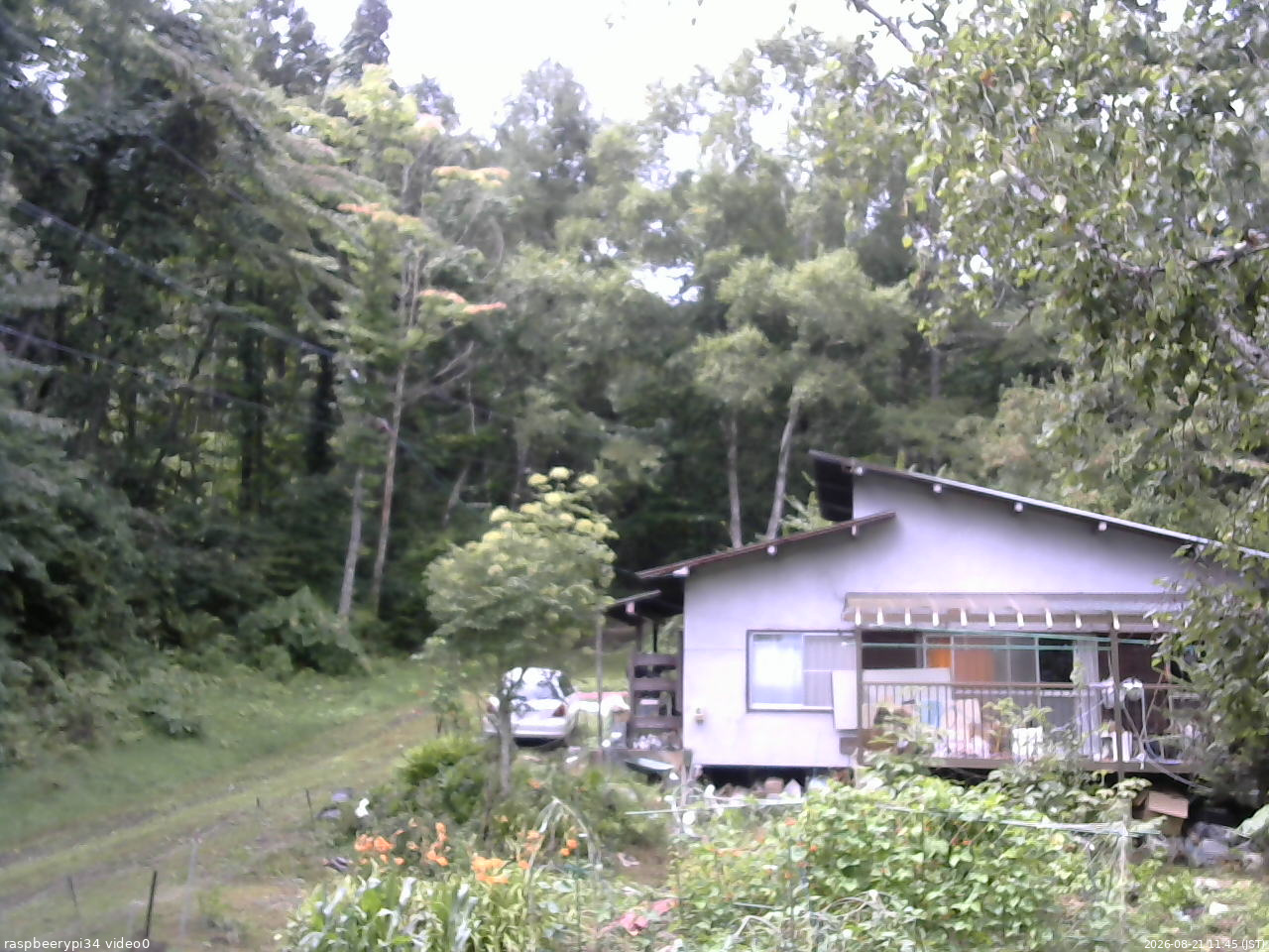 長野県菅平高原 ゆたか山荘 西側(坂上) 2026/08/21 11:45