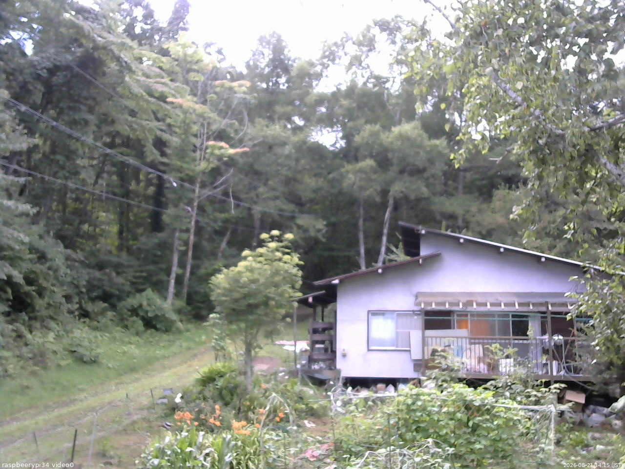 長野県菅平高原 ゆたか山荘 西側(坂上) 2026/08/21 14:15