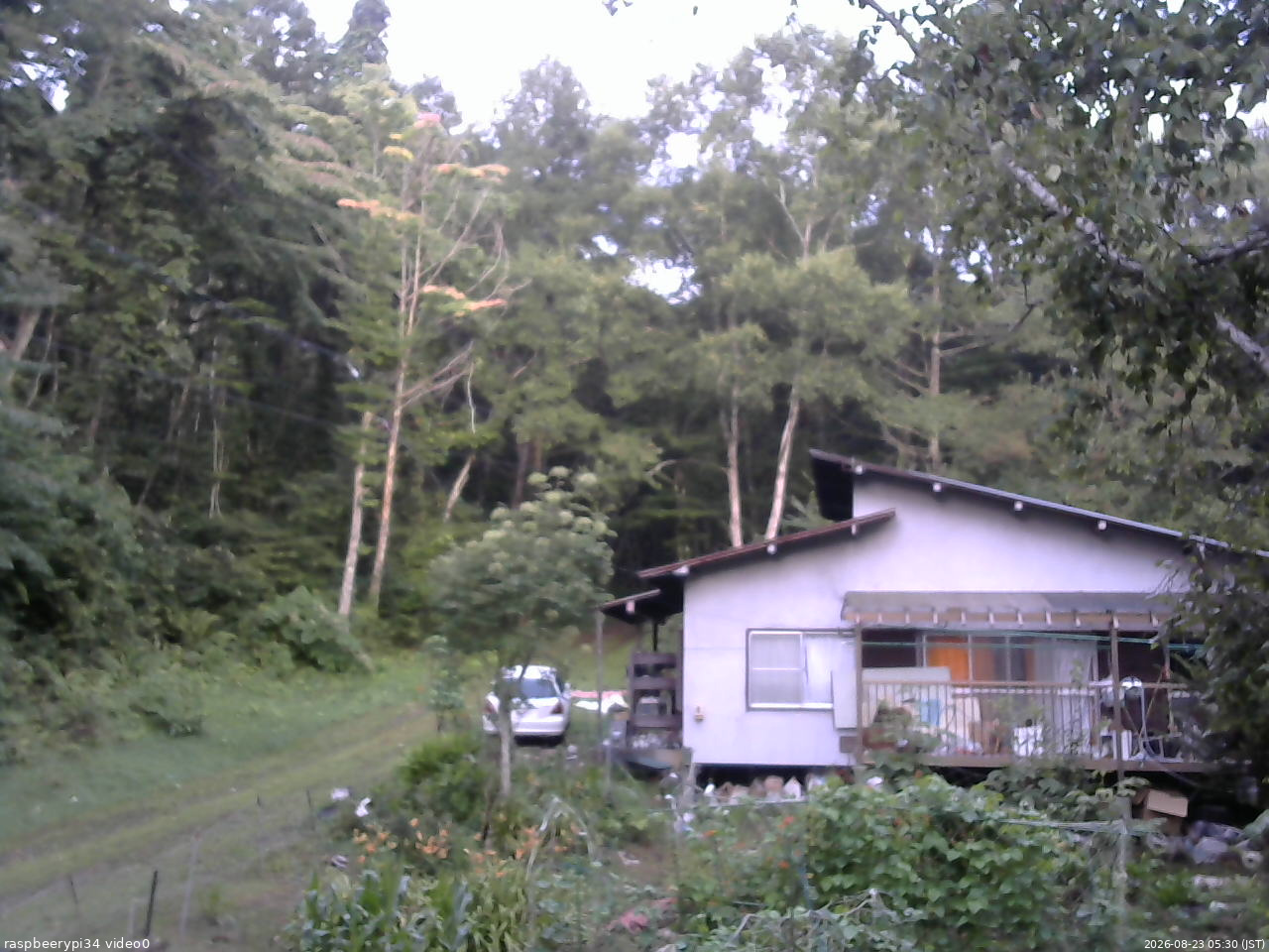 長野県菅平高原 ゆたか山荘 西側(坂上) 2026/08/23 05:30