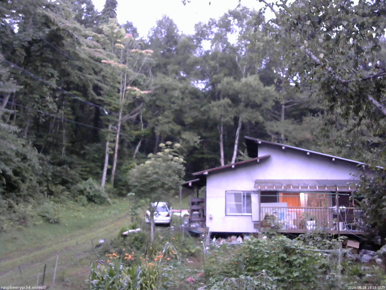 長野県菅平高原 ゆたか山荘 西側(坂上) 2026/08/23 18:15