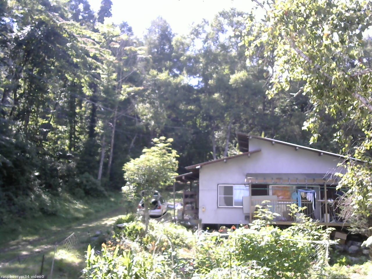 長野県菅平高原 ゆたか山荘 西側(坂上) 2026/08/26 13:45
