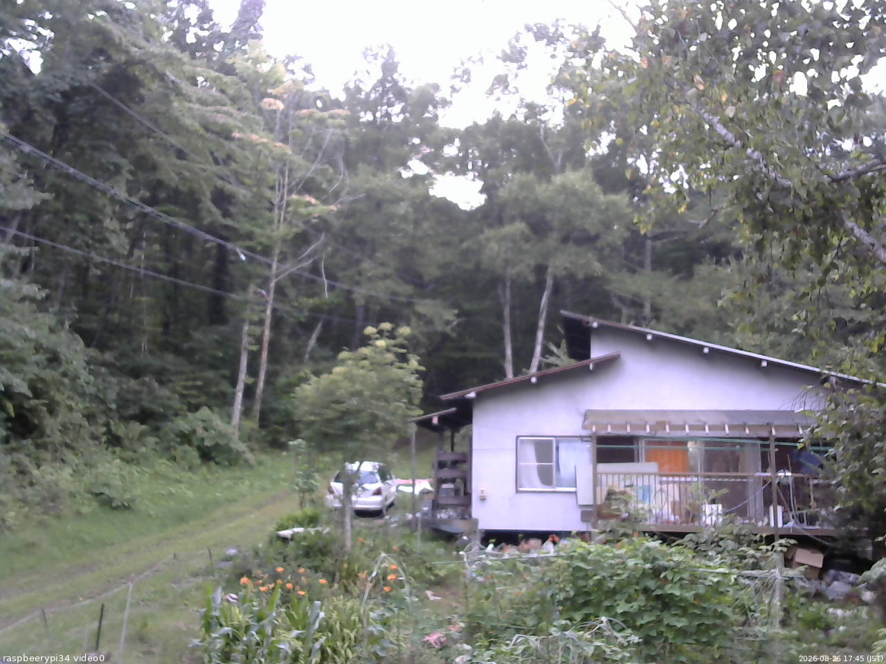 長野県菅平高原 ゆたか山荘 西側(坂上) 2026/08/26 17:45