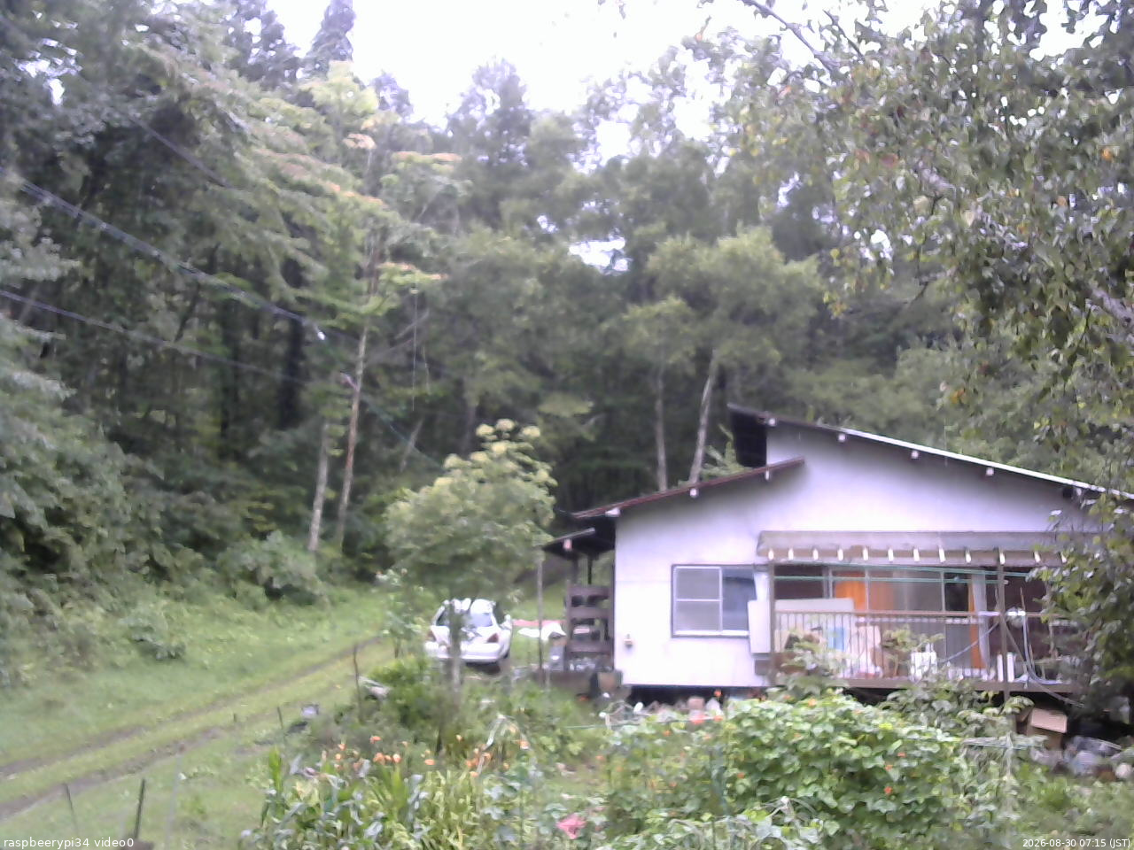 長野県菅平高原 ゆたか山荘 西側(坂上) 2026/08/30 07:15
