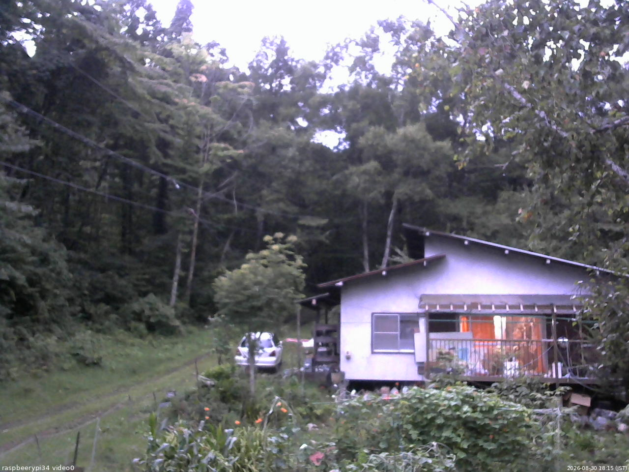 長野県菅平高原 ゆたか山荘 西側(坂上) 2026/08/30 18:15