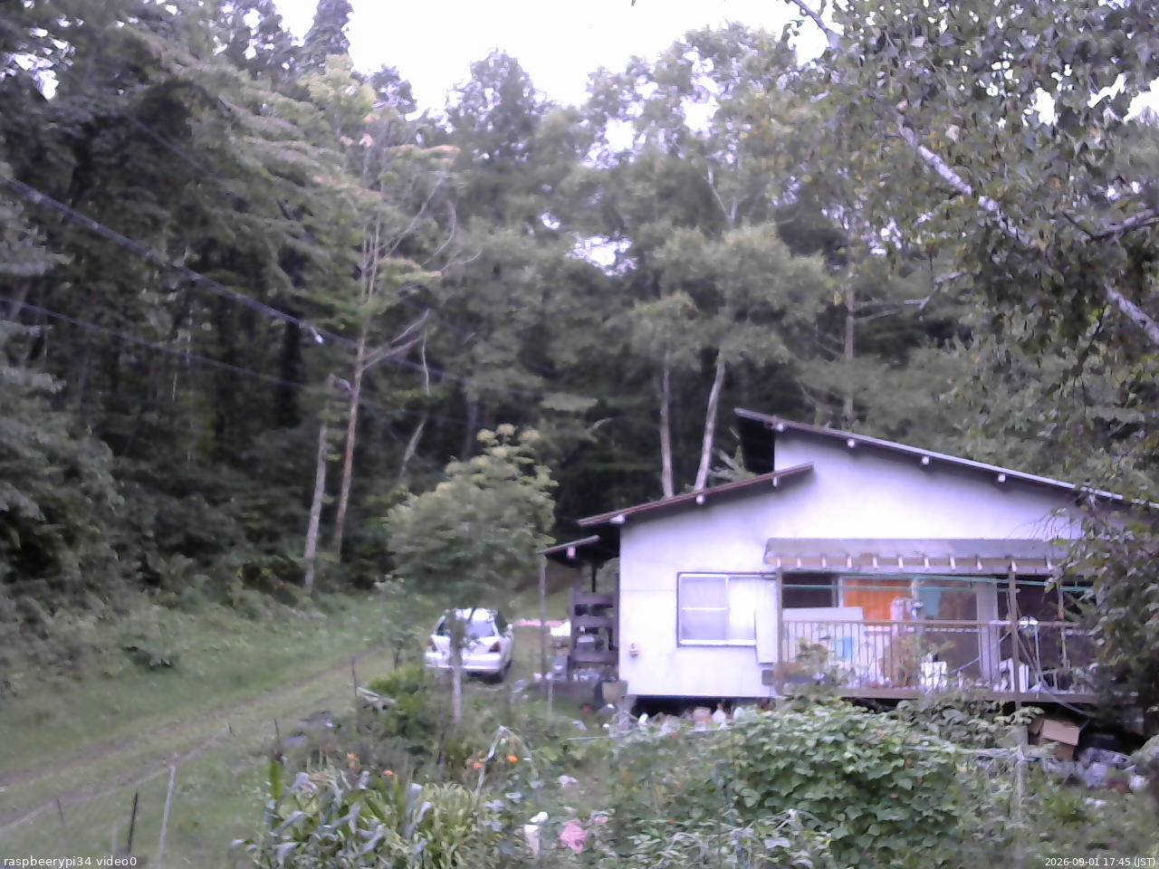 長野県菅平高原 ゆたか山荘 西側(坂上) 2026/09/01 17:45