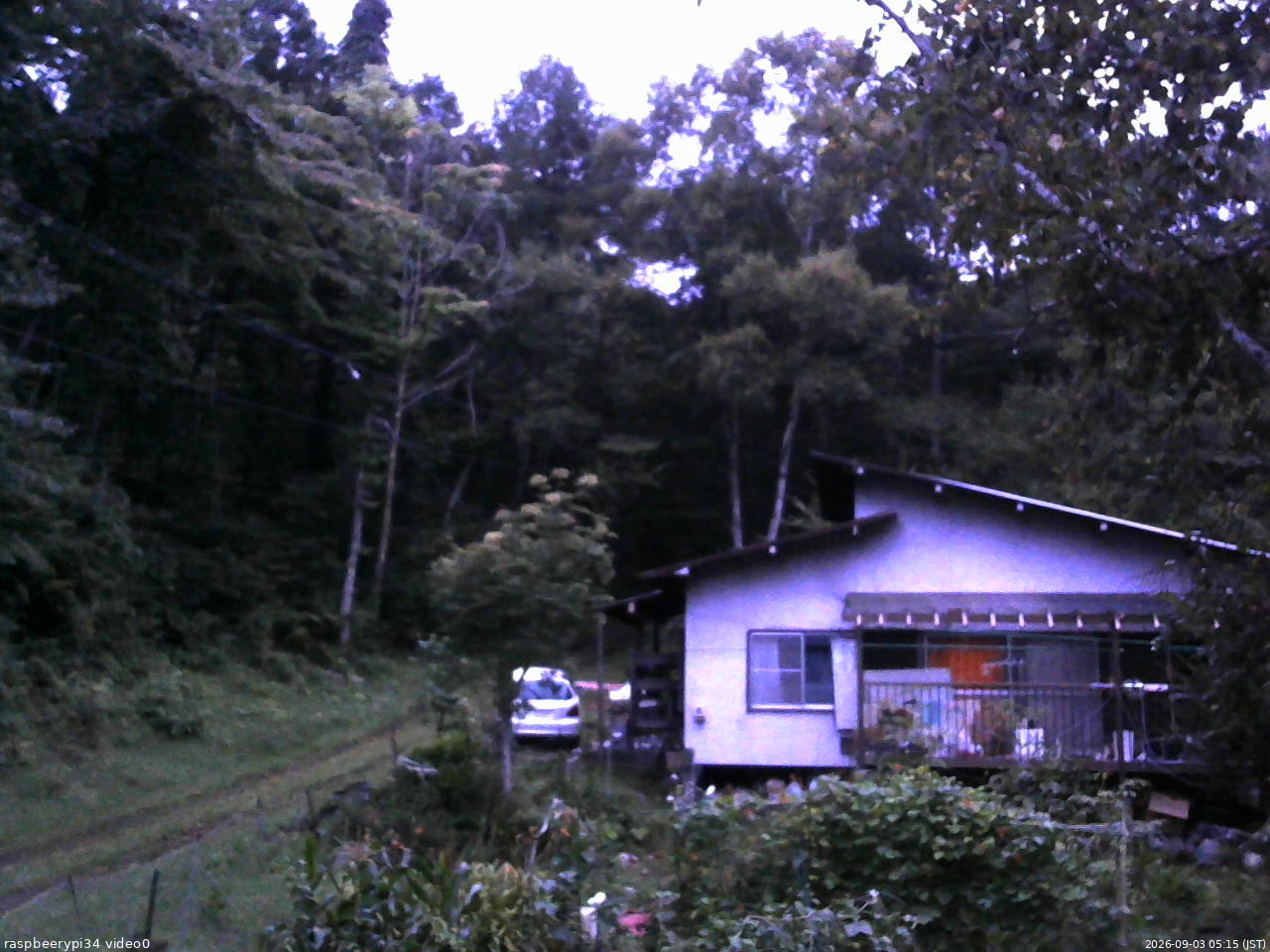 長野県菅平高原 ゆたか山荘 西側(坂上) 2026/09/03 05:15
