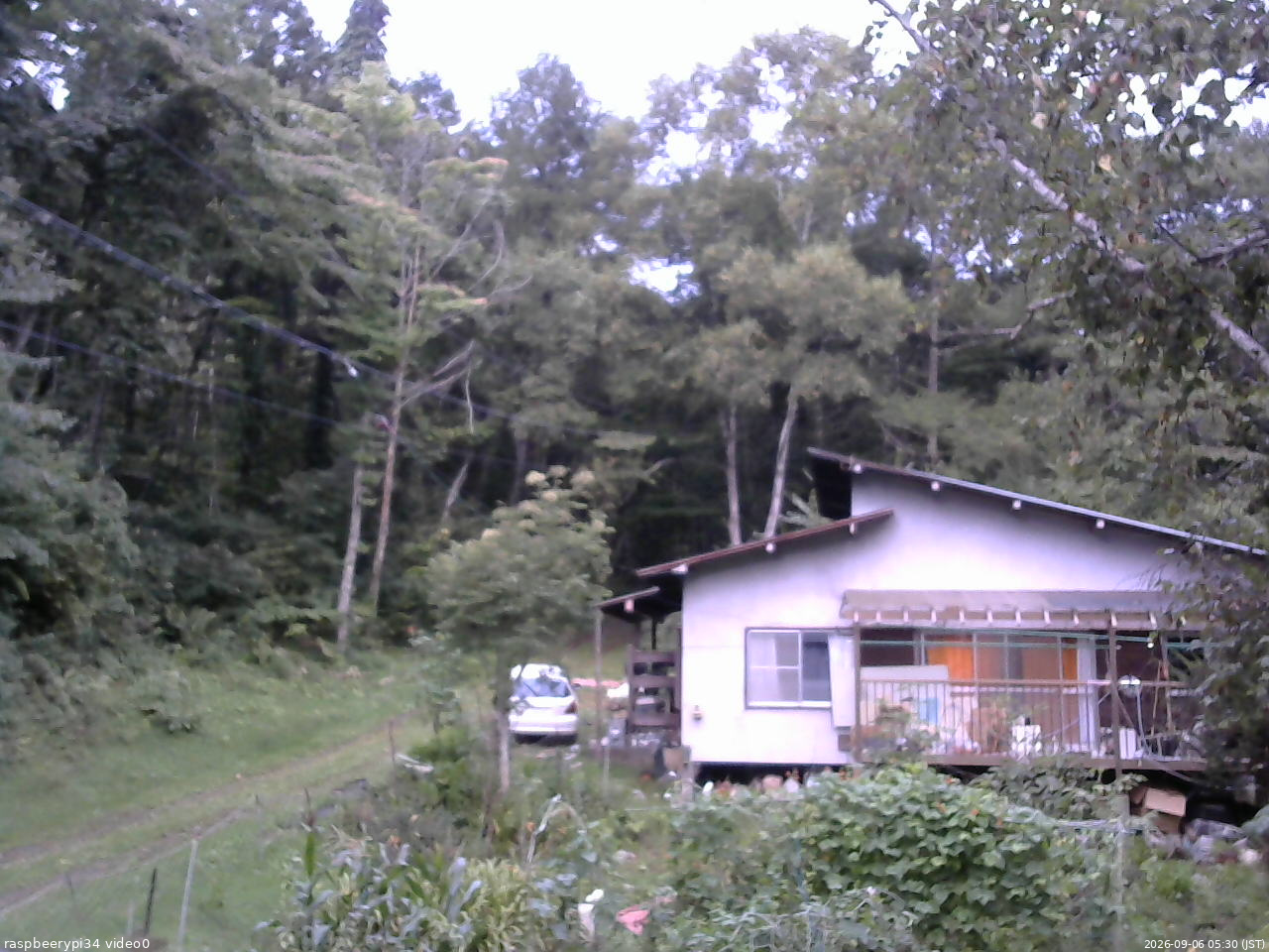 長野県菅平高原 ゆたか山荘 西側(坂上) 2026/09/06 05:30