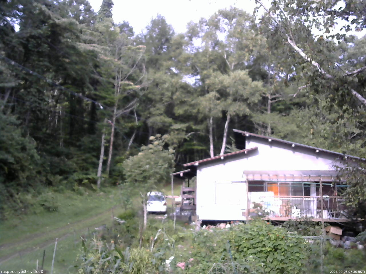 長野県菅平高原 ゆたか山荘 西側(坂上) 2026/09/06 07:30