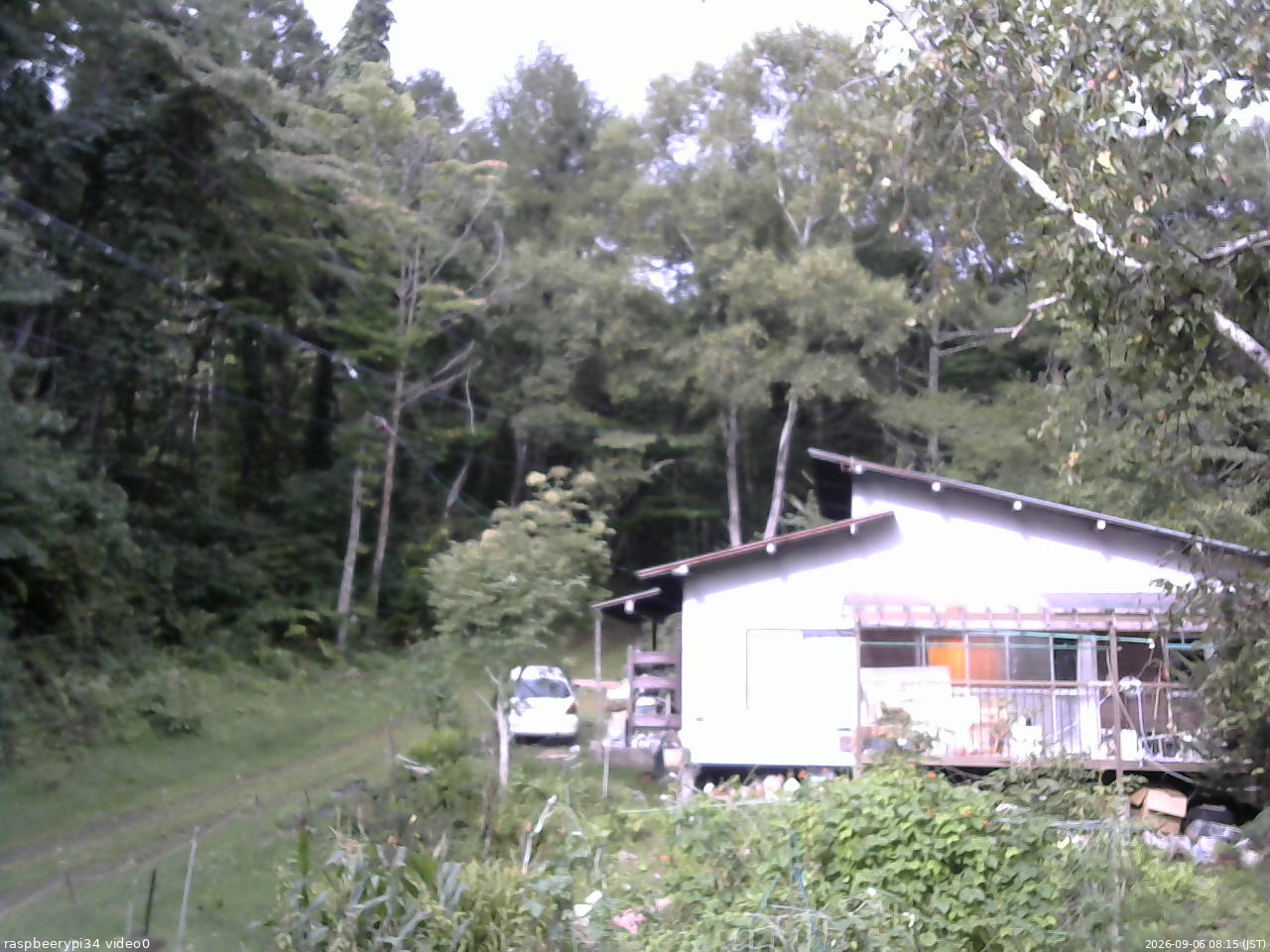 長野県菅平高原 ゆたか山荘 西側(坂上) 2026/09/06 08:15