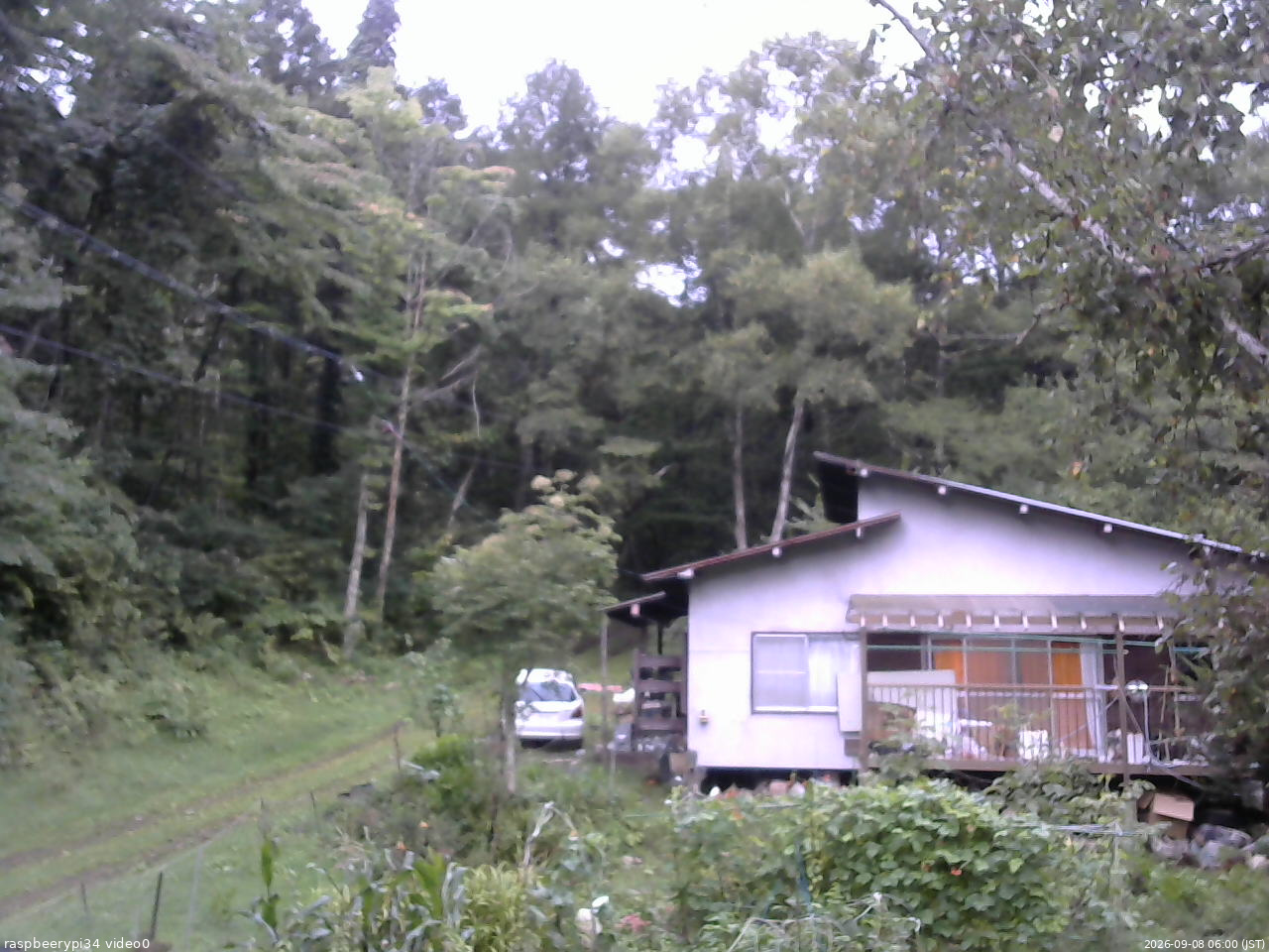 長野県菅平高原 ゆたか山荘 西側(坂上) 2026/09/08 06:00