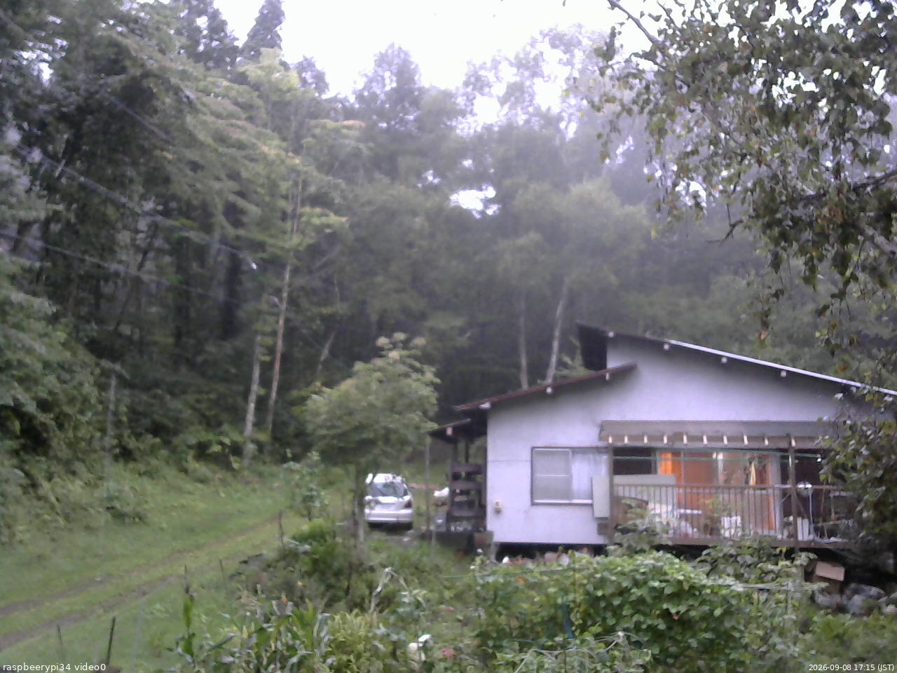 長野県菅平高原 ゆたか山荘 西側(坂上) 2026/09/08 17:15