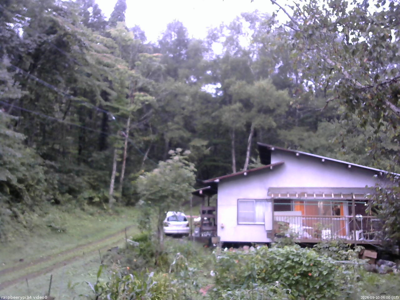長野県菅平高原 ゆたか山荘 西側(坂上) 2026/09/10 06:00