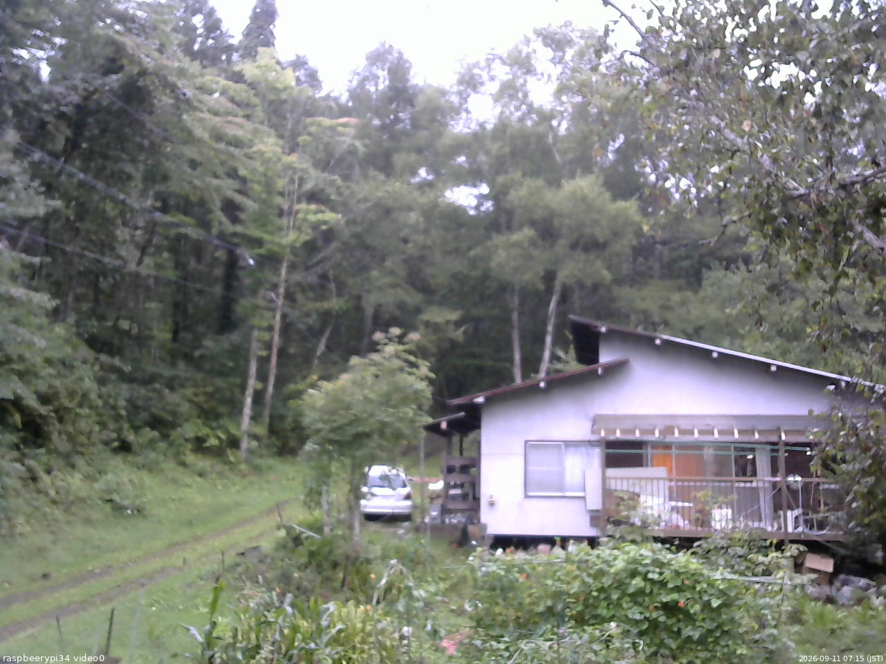 長野県菅平高原 ゆたか山荘 西側(坂上) 2026/09/11 07:15