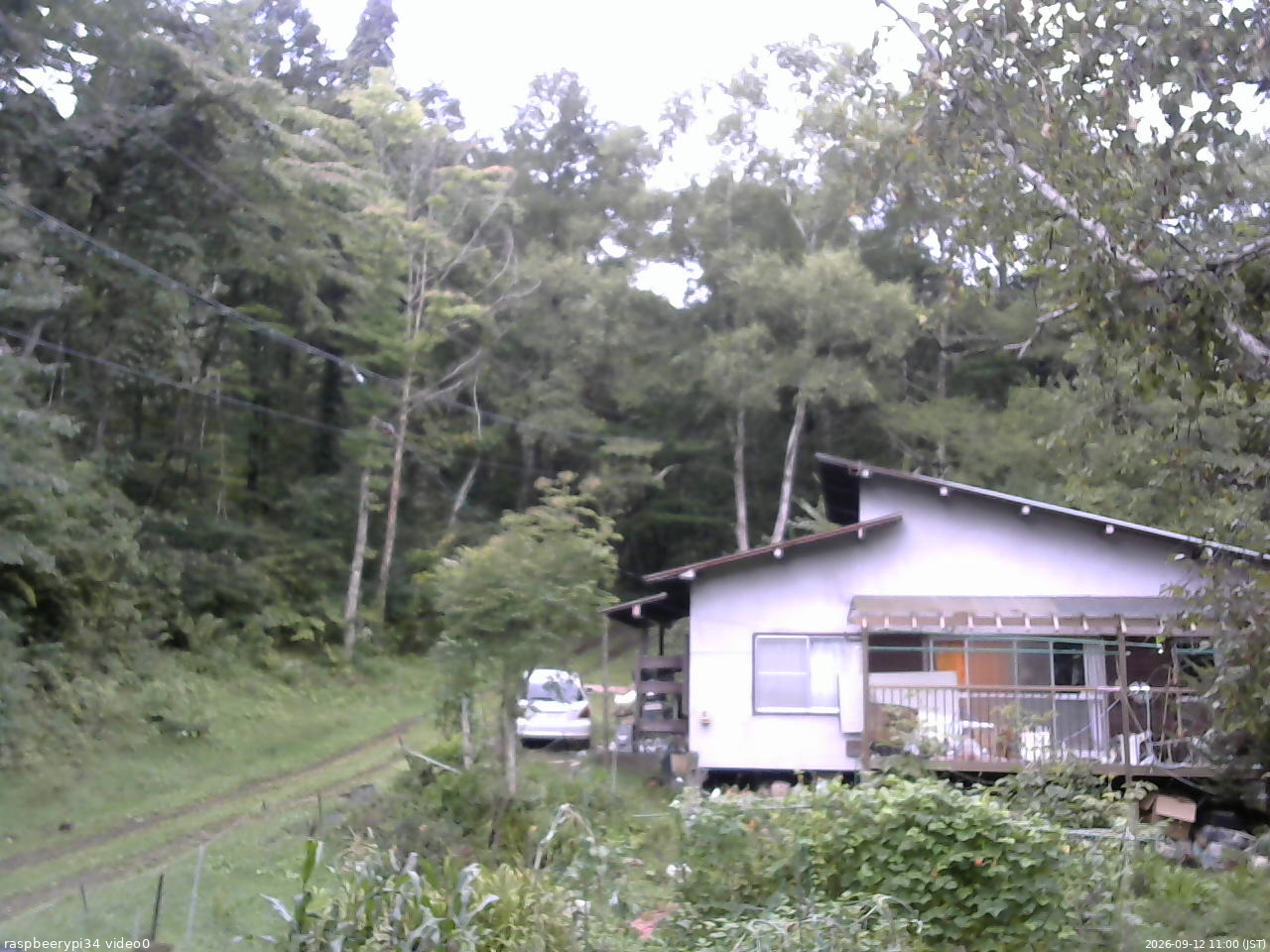 長野県菅平高原 ゆたか山荘 西側(坂上) 2026/09/12 11:00
