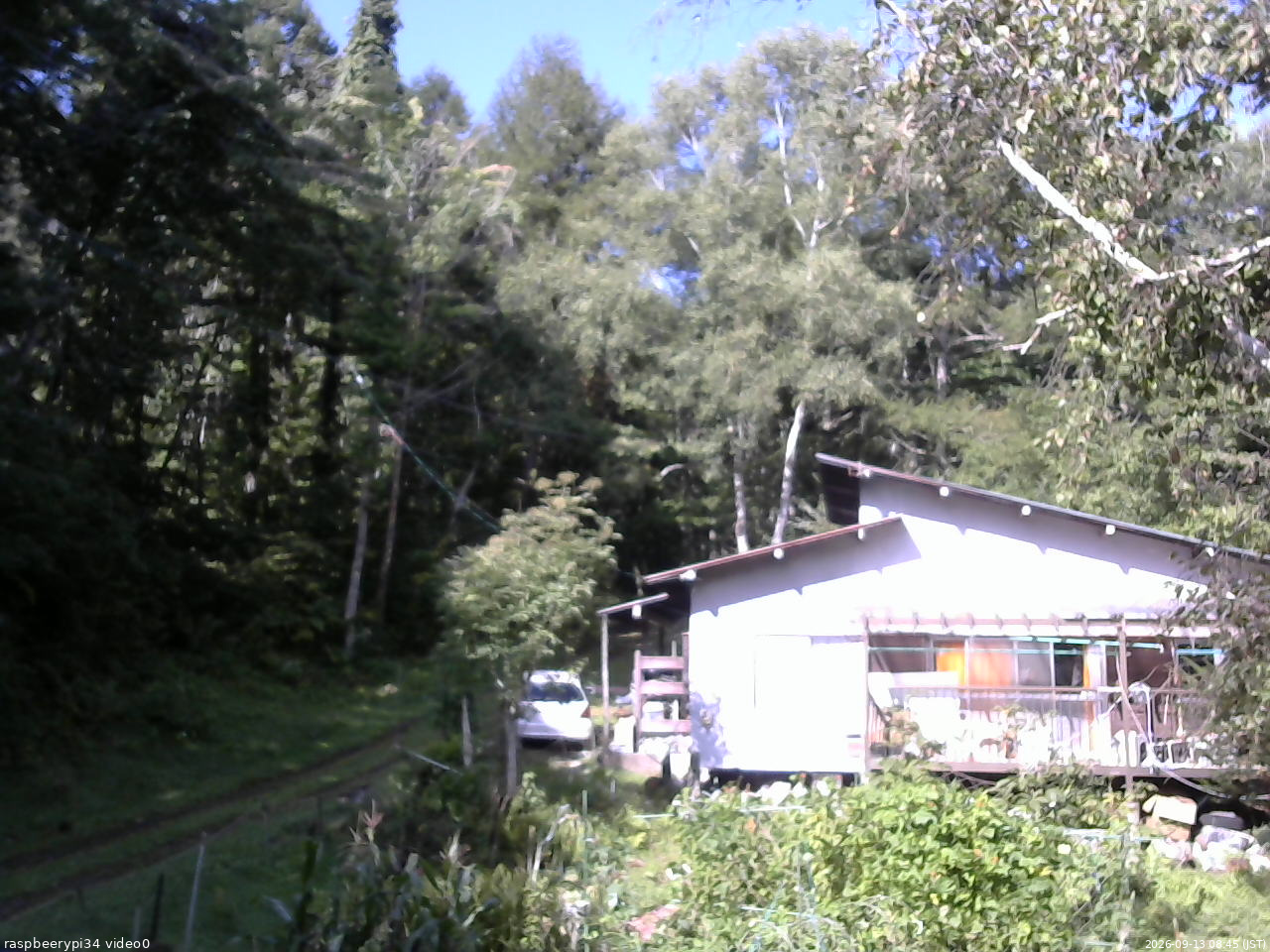 長野県菅平高原 ゆたか山荘 西側(坂上) 2026/09/13 08:45