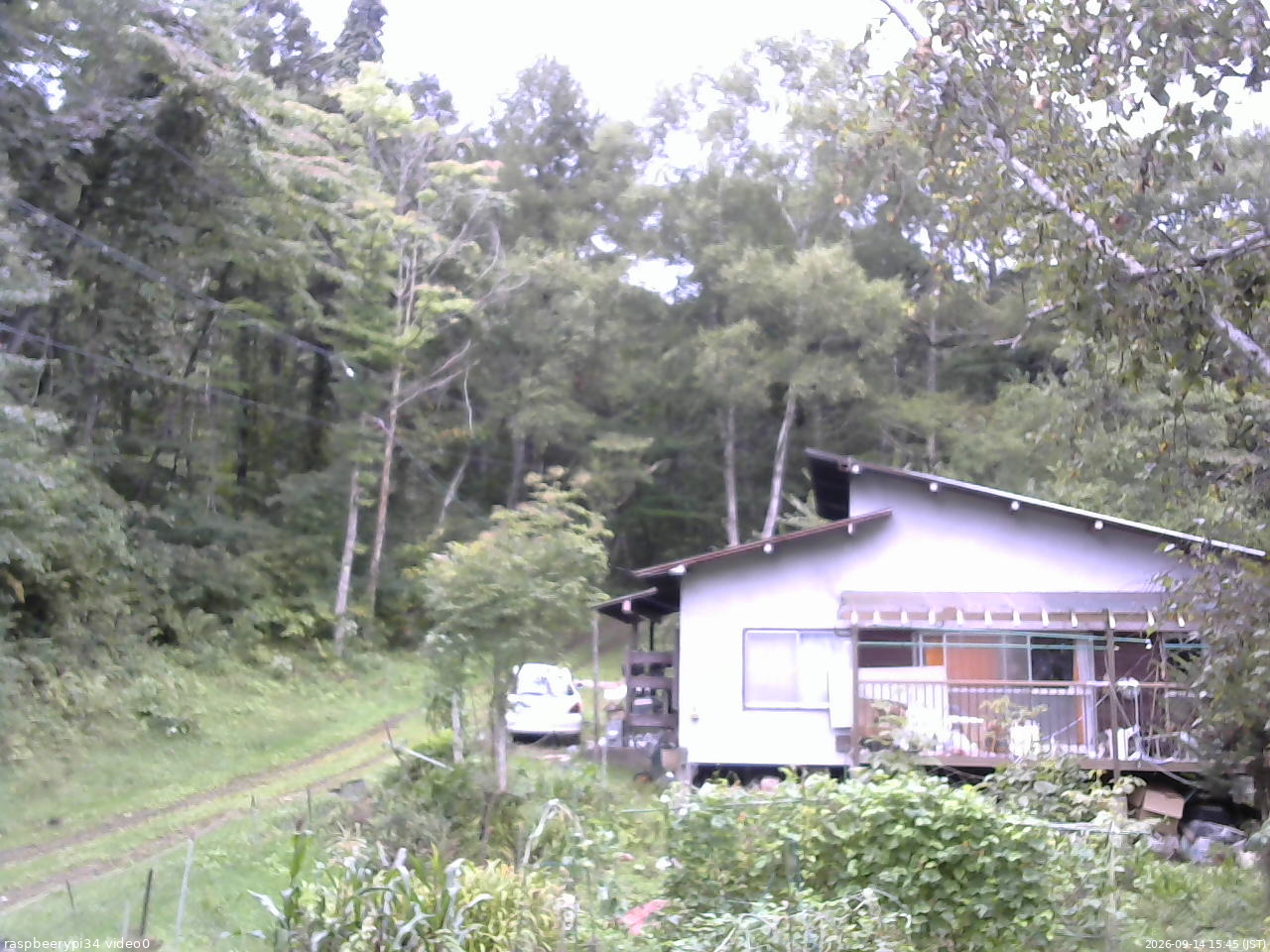 長野県菅平高原 ゆたか山荘 西側(坂上) 2026/09/14 15:45